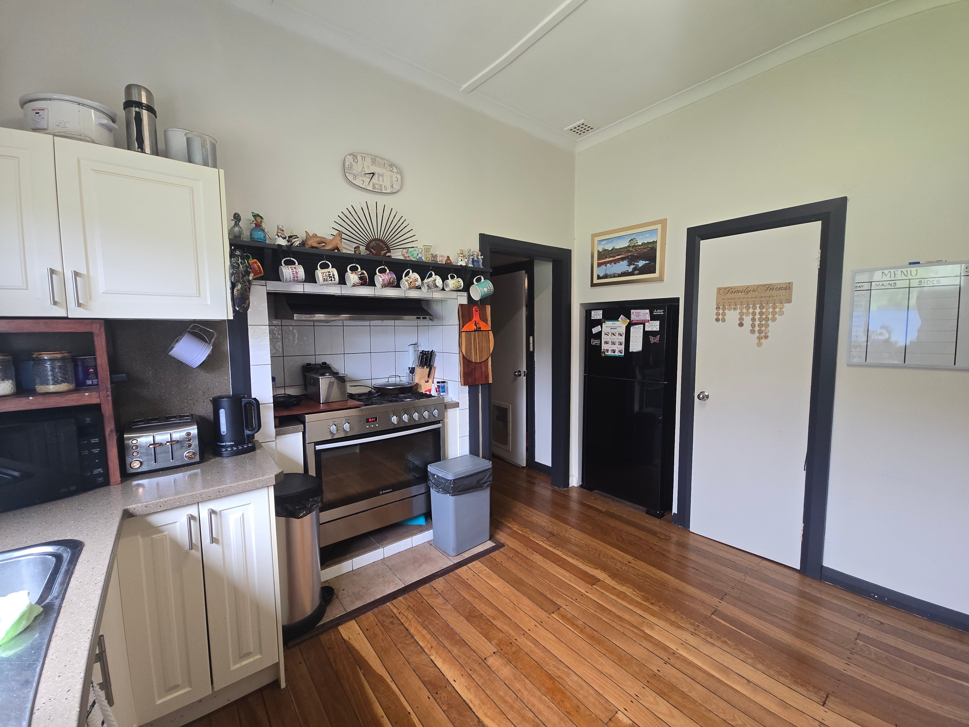 11 Deane Street — photo 16 of 30