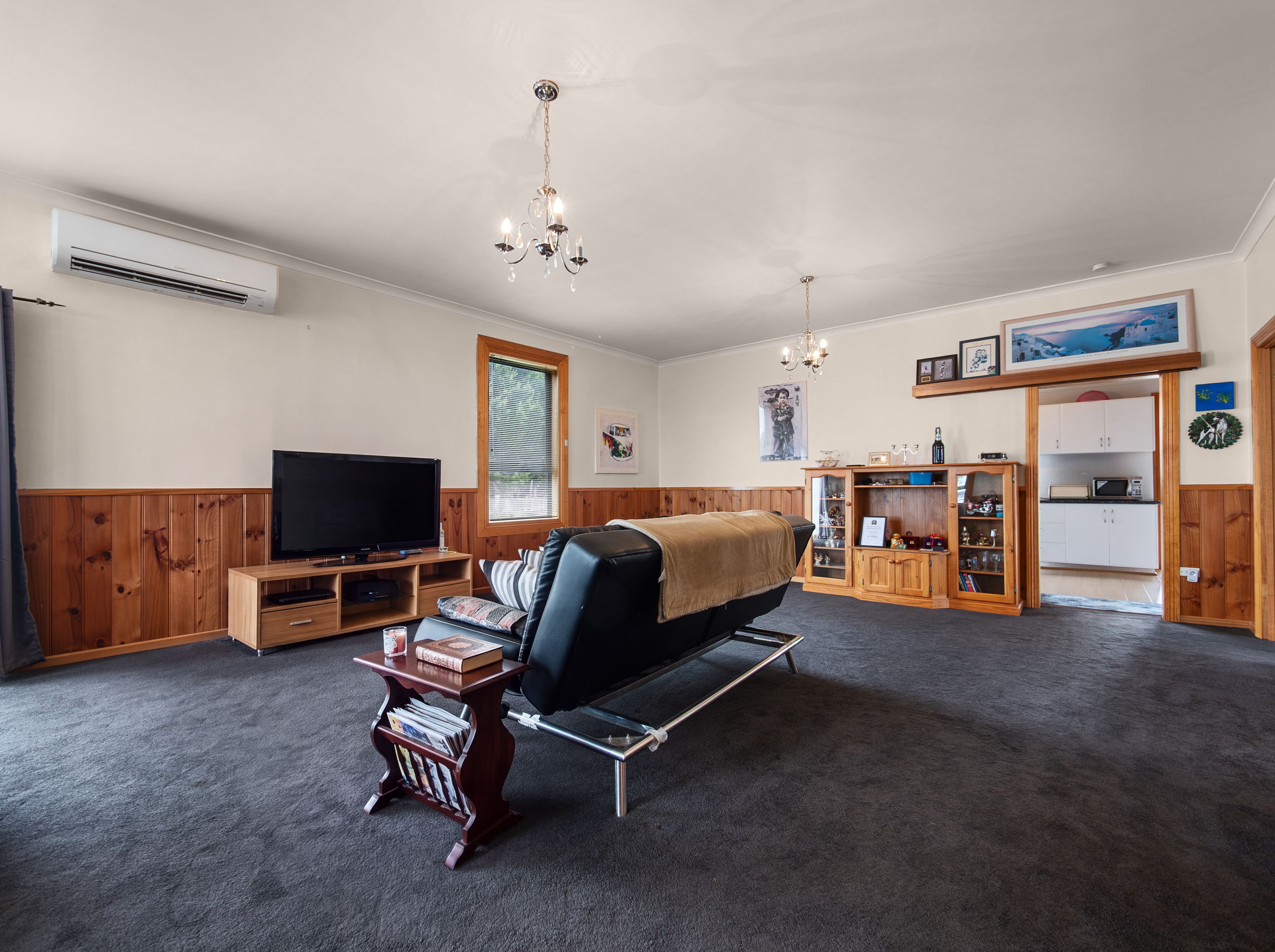 51 Saunders Street — photo 4 of 16