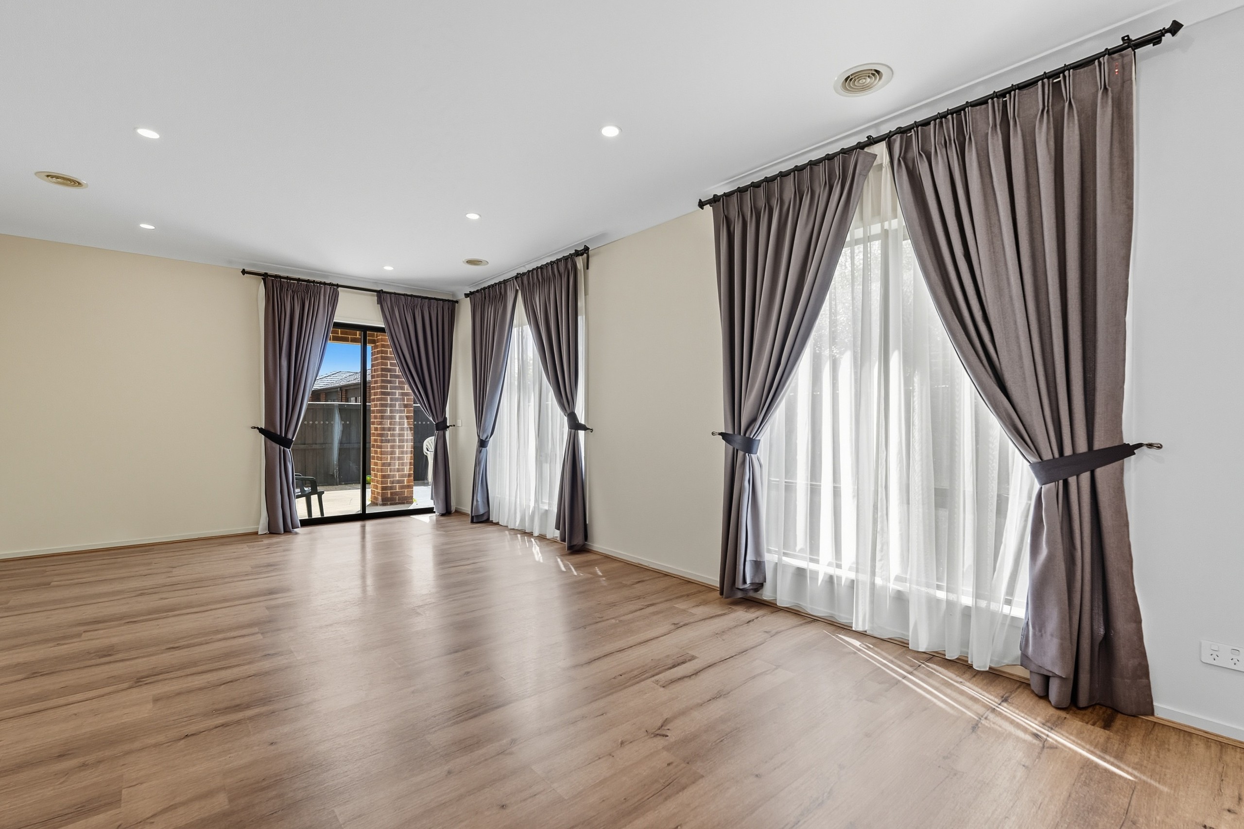 10 Magellan Crescent, Werribee, VIC 3030
