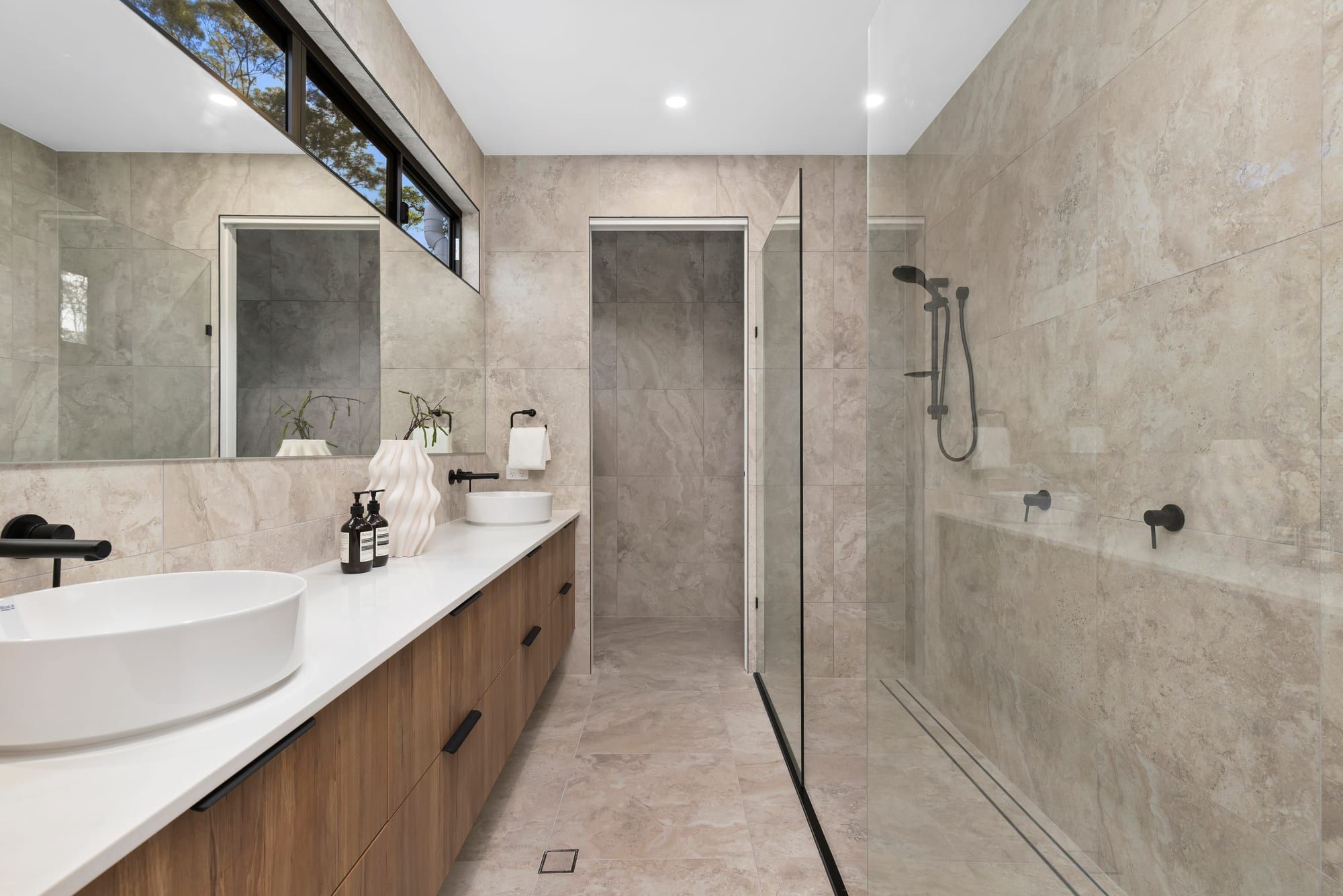 270 Jesmond Road — photo 10 of 25