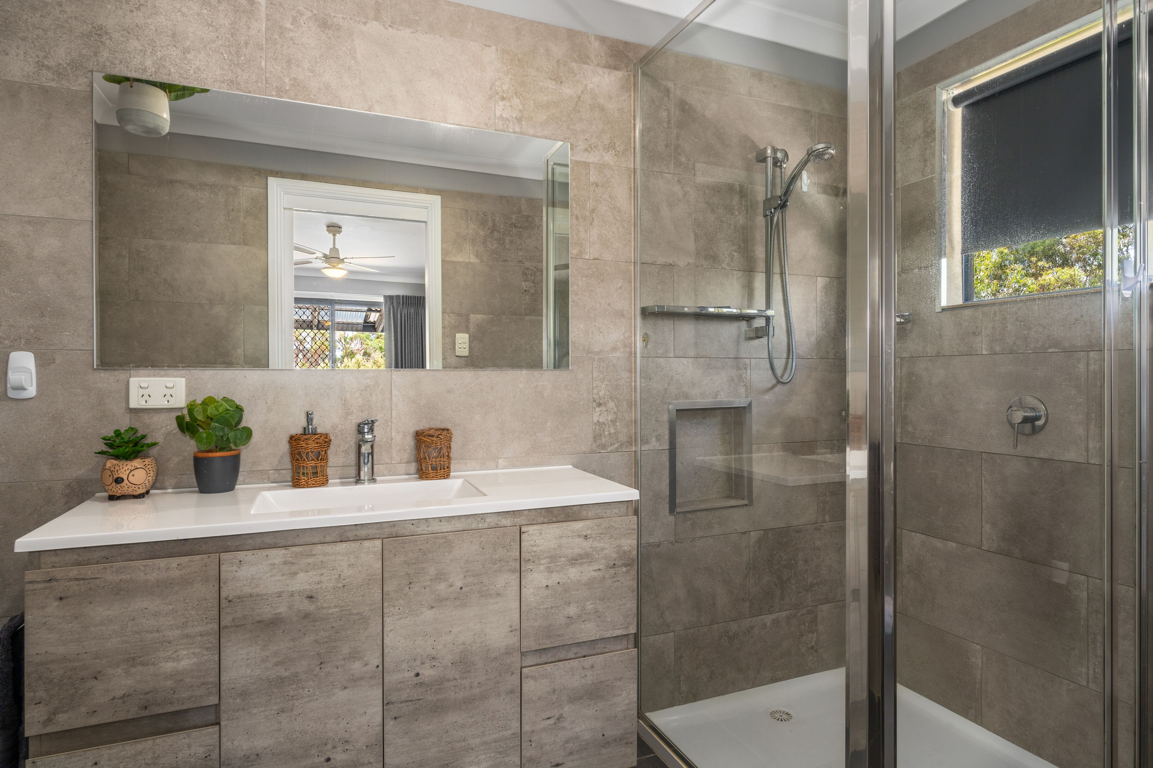 899 Drysdale Road — photo 3 of 30