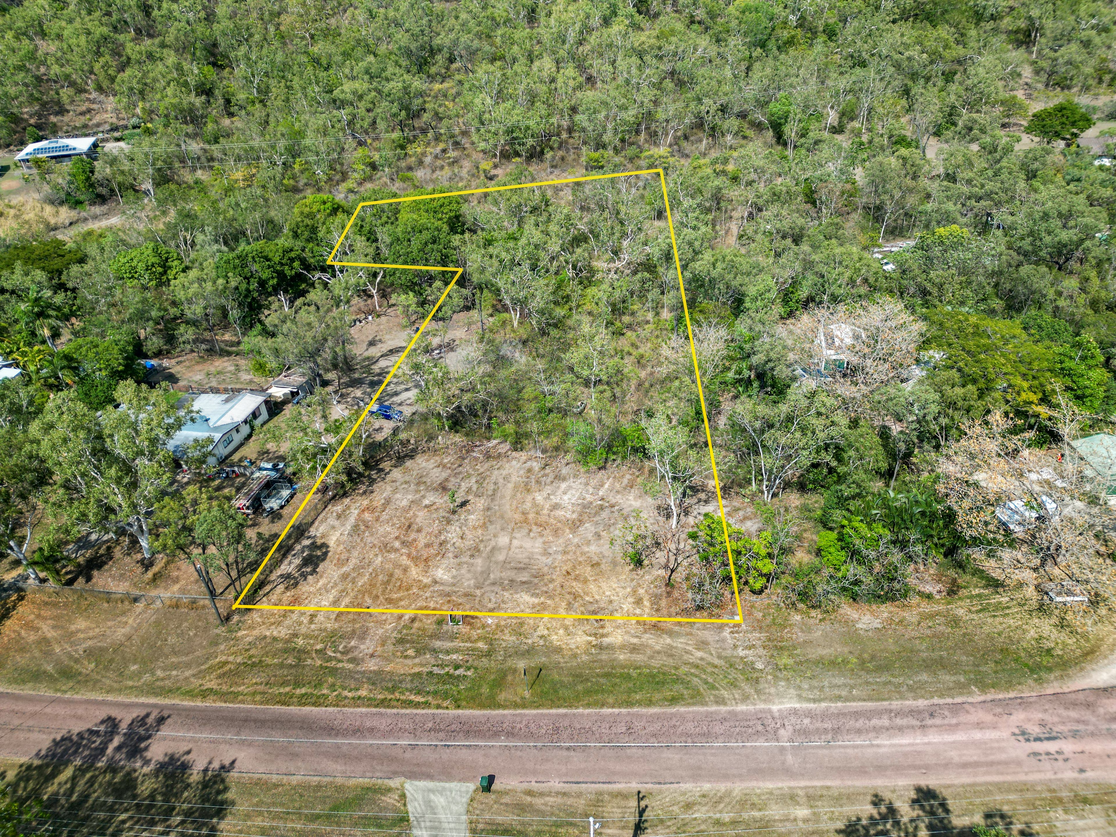 39 Mount Elliot Drive, Alligator Creek, QLD 4816