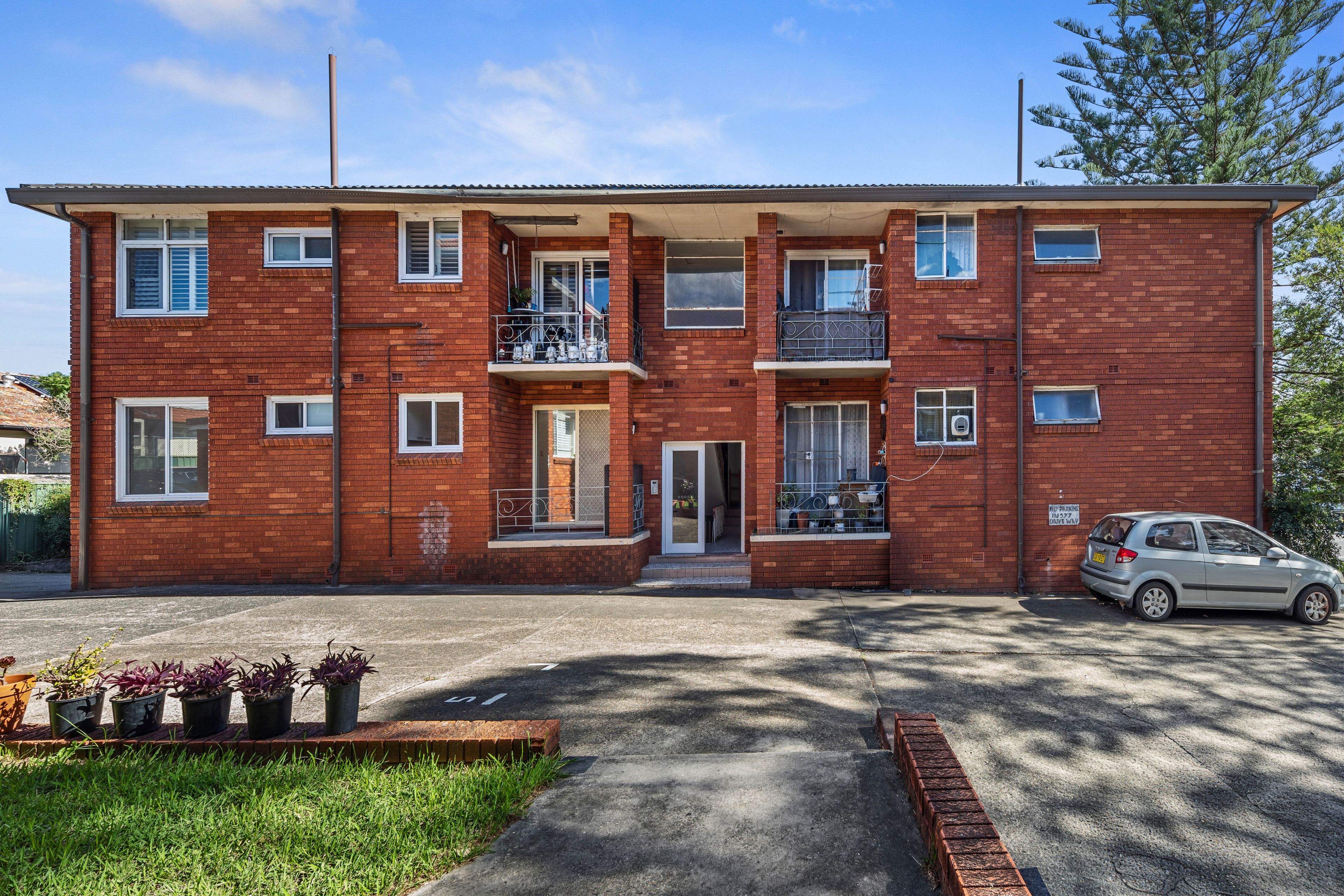 1/377 King Georges Road, Beverly Hills, NSW 2209