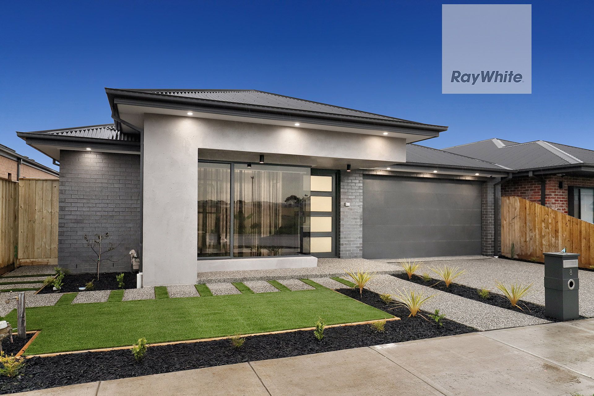 8 Carat Street, Greenvale, VIC 3059