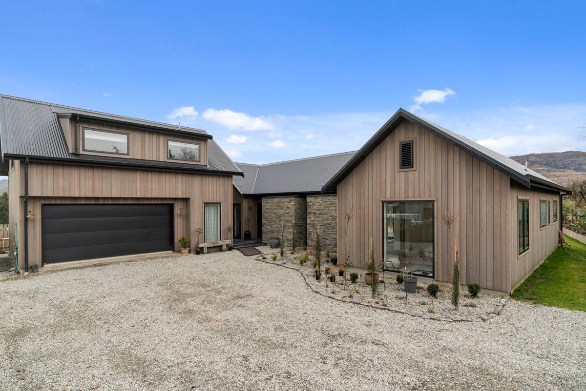 17a Hall Road, Bannockburn, Central Otago District Real Estate Ray