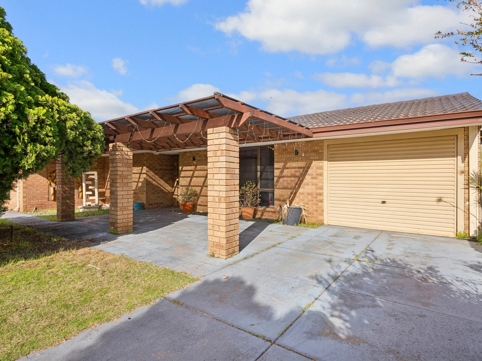 20 Dartford Crescent, Marangaroo, WA 6064