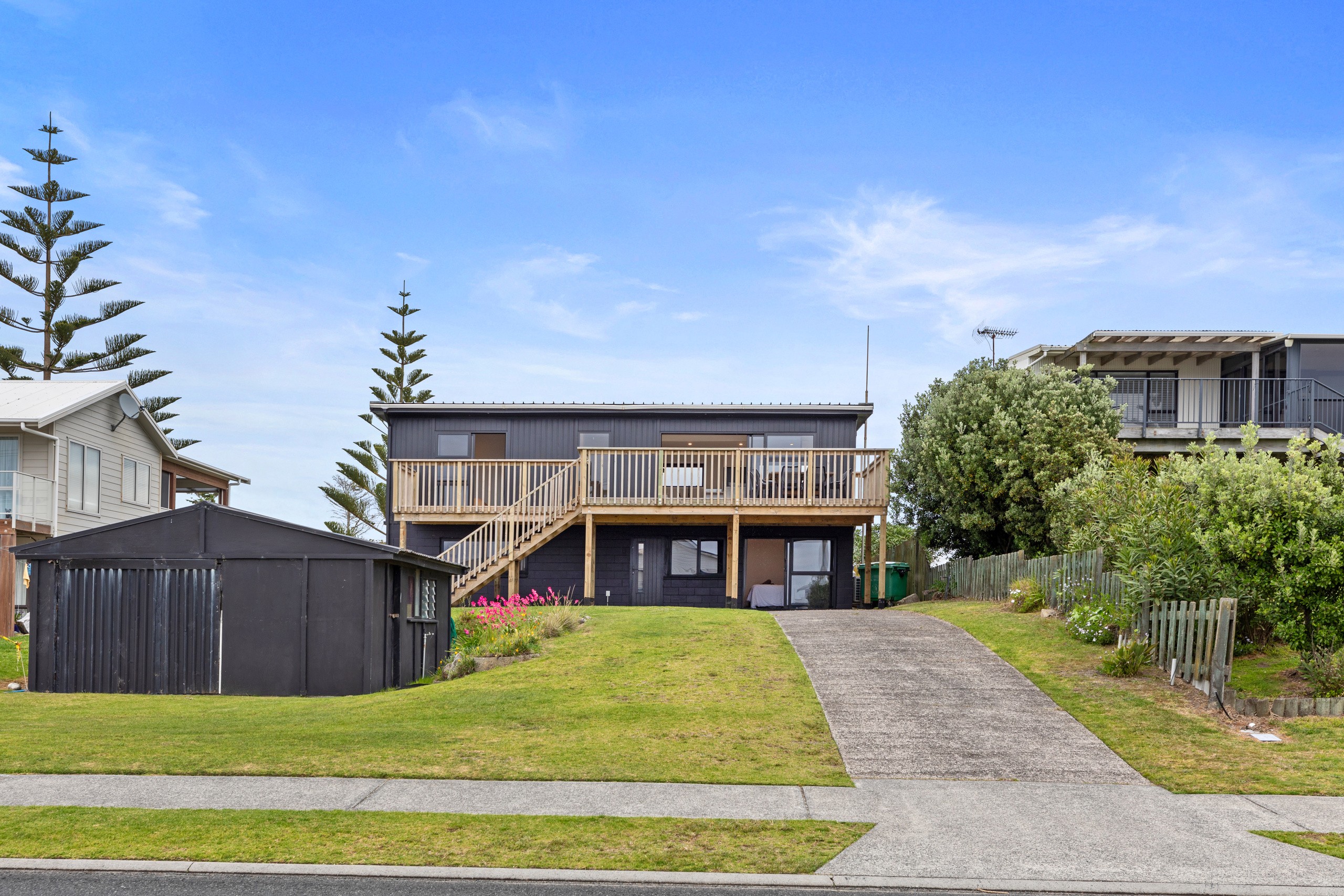 394 Pukehina Parade, Pukehina, Western Bay Of Plenty District