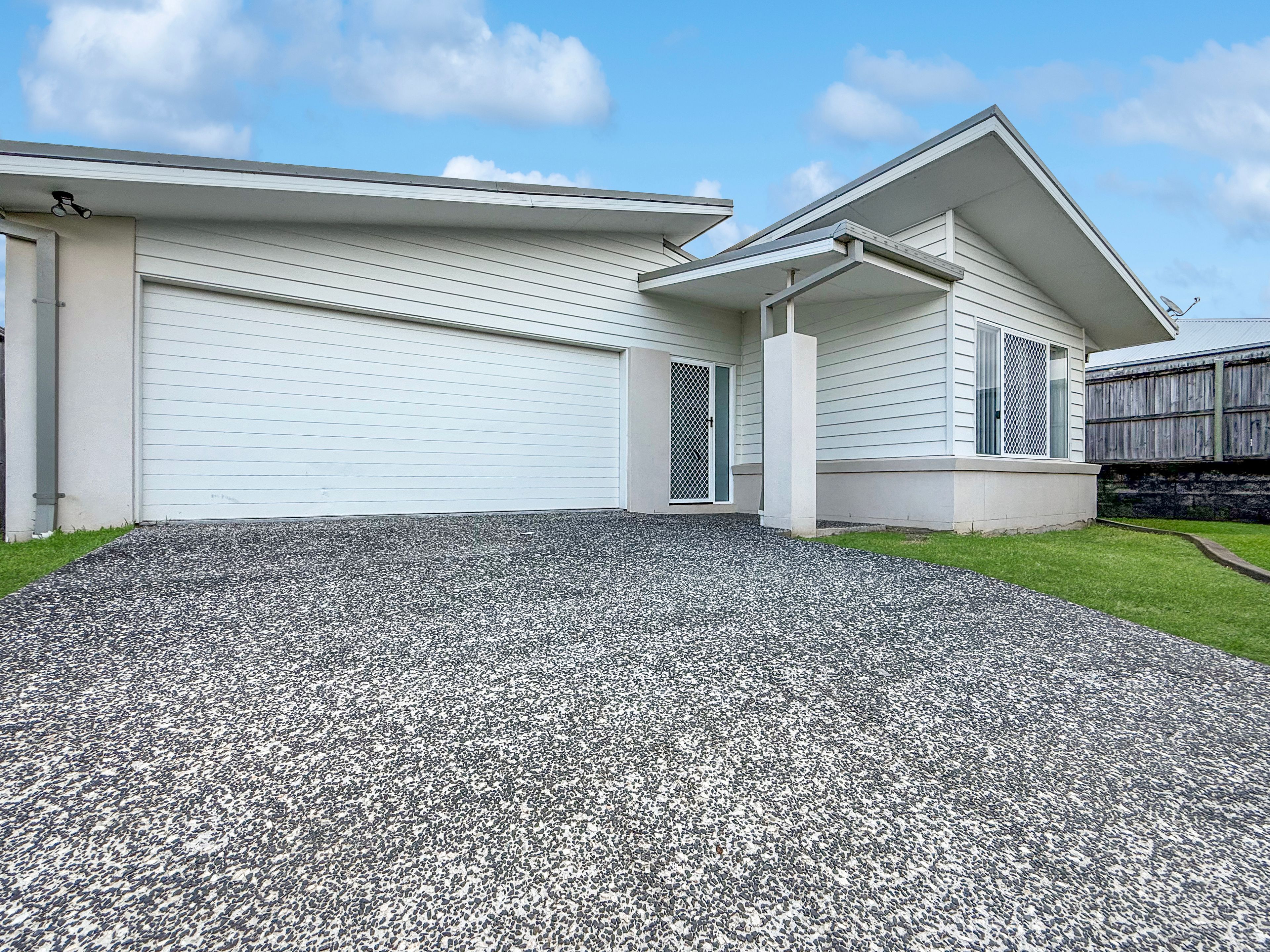 19 Rundle Circuit, Narangba, QLD 4504