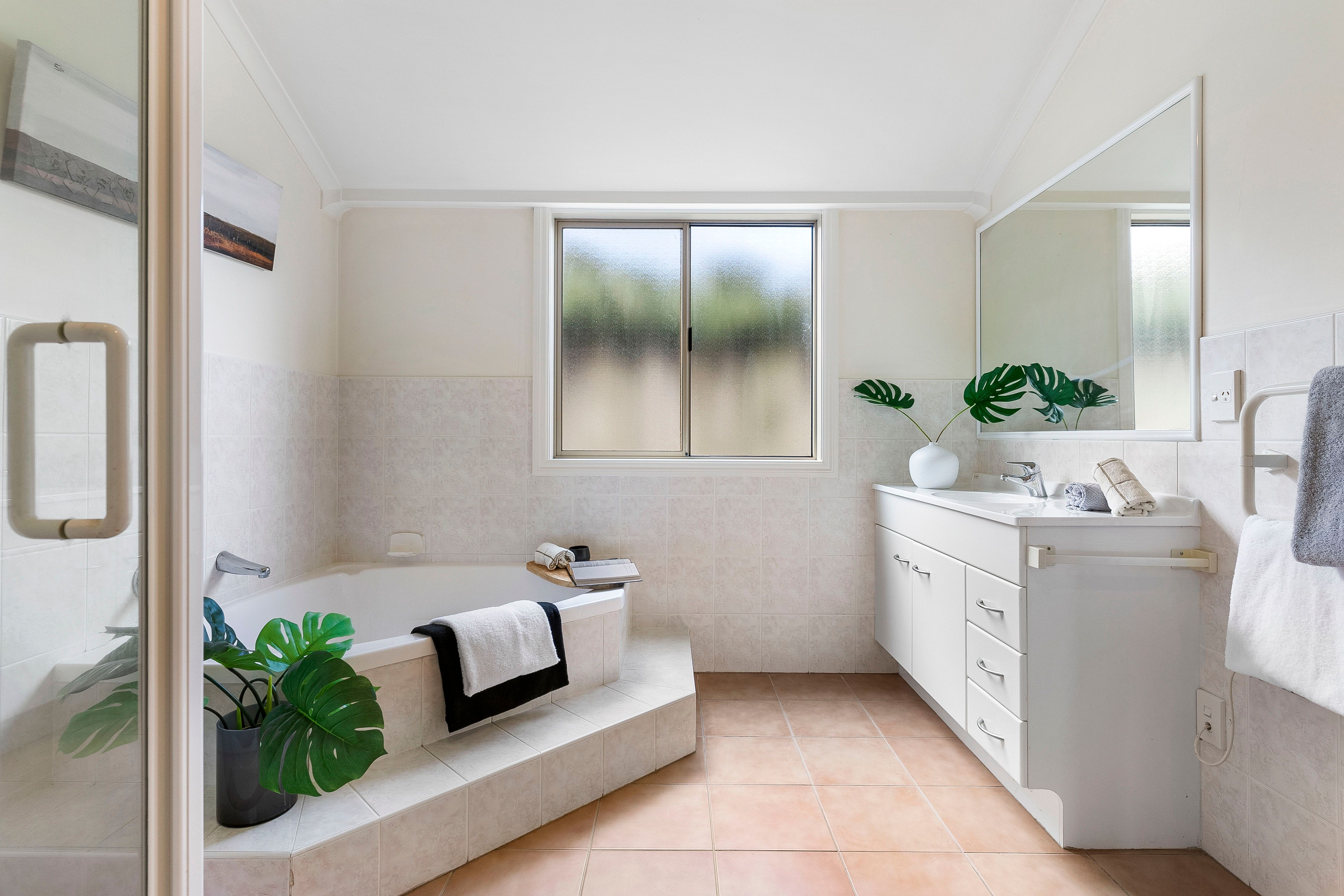 19 Pyrite Street, Westgate, Waitakere City