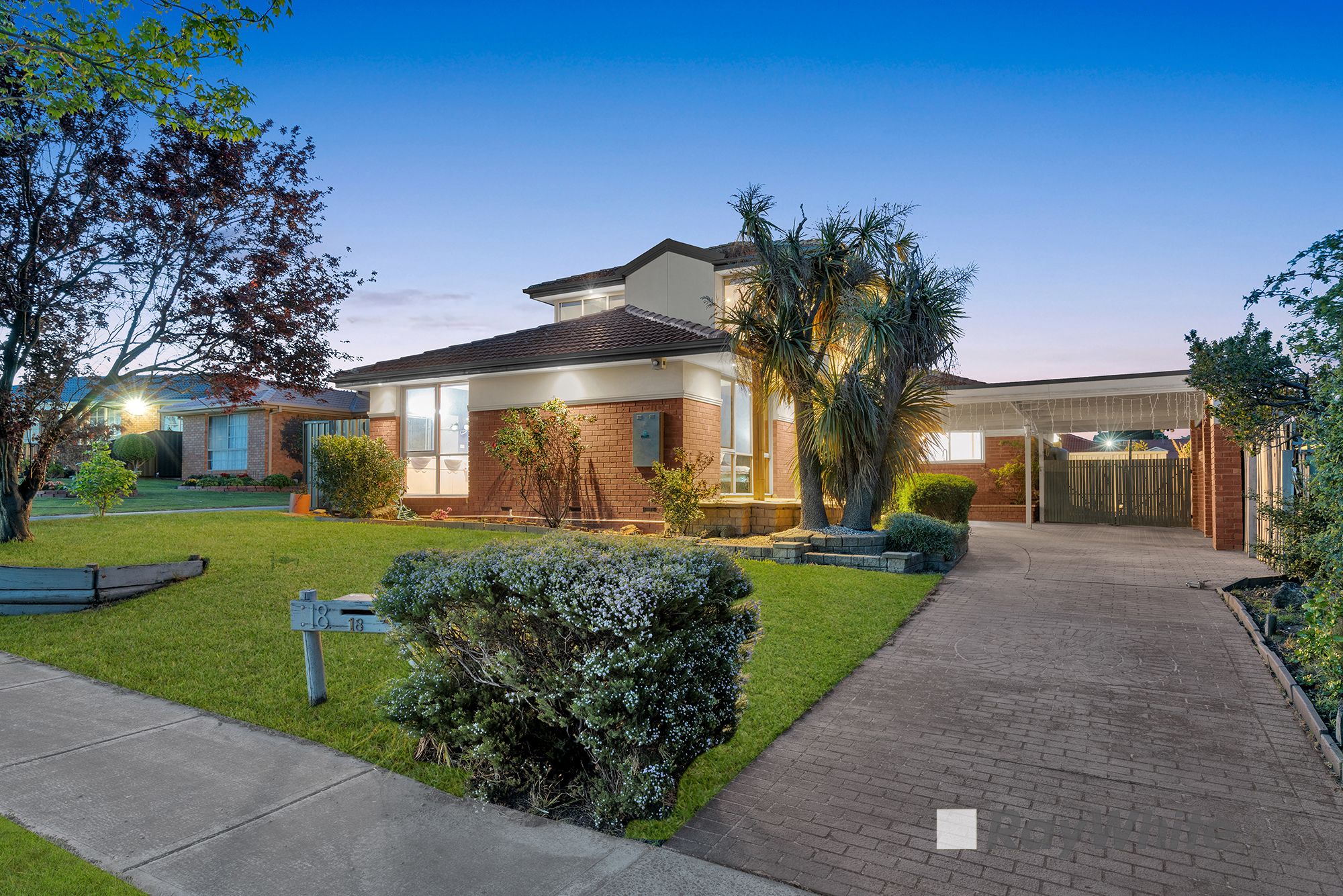 18 Marjoram Close , Hallam VIC 3803