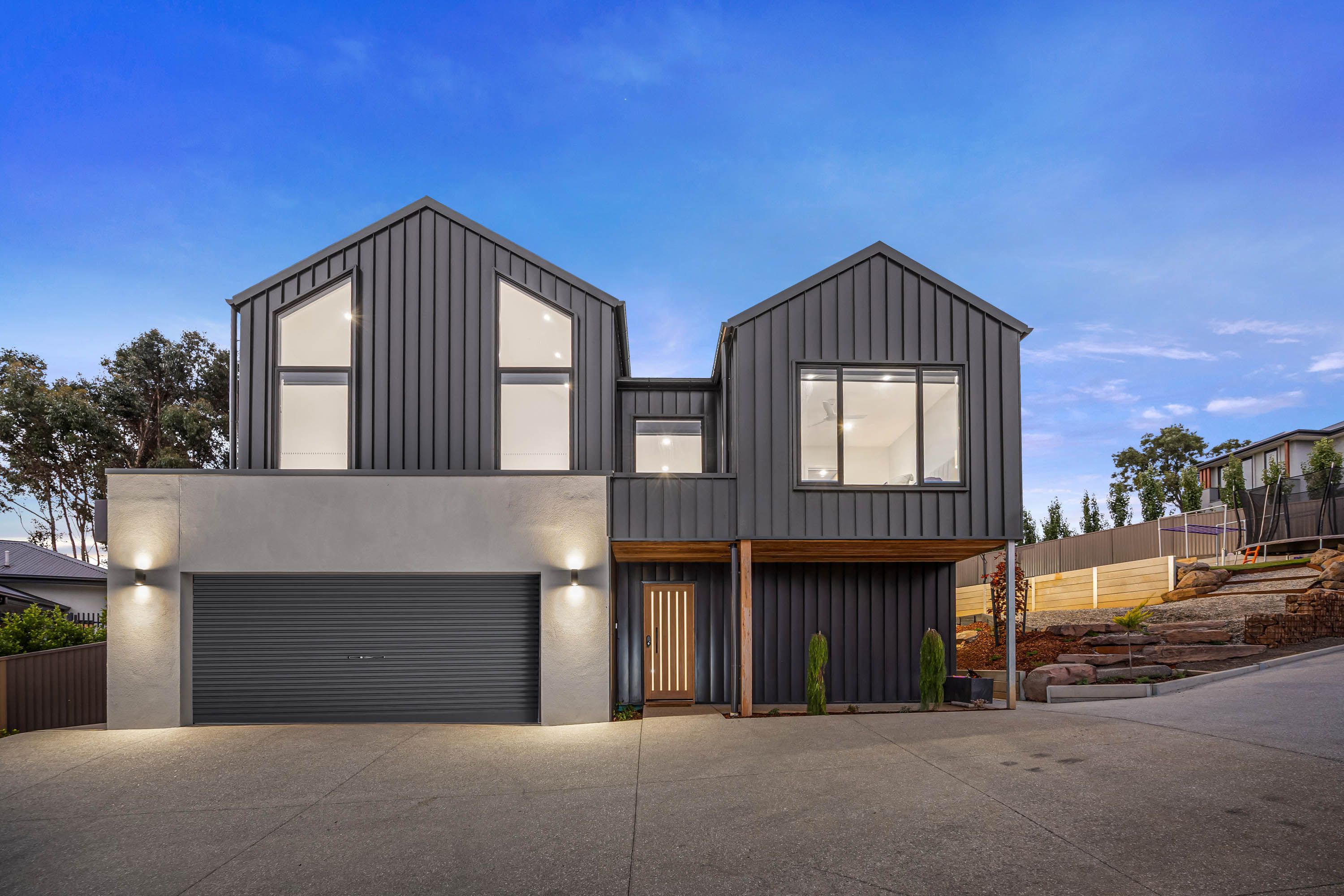 10 Home Valley Chase, Brown Hill, VIC 3350