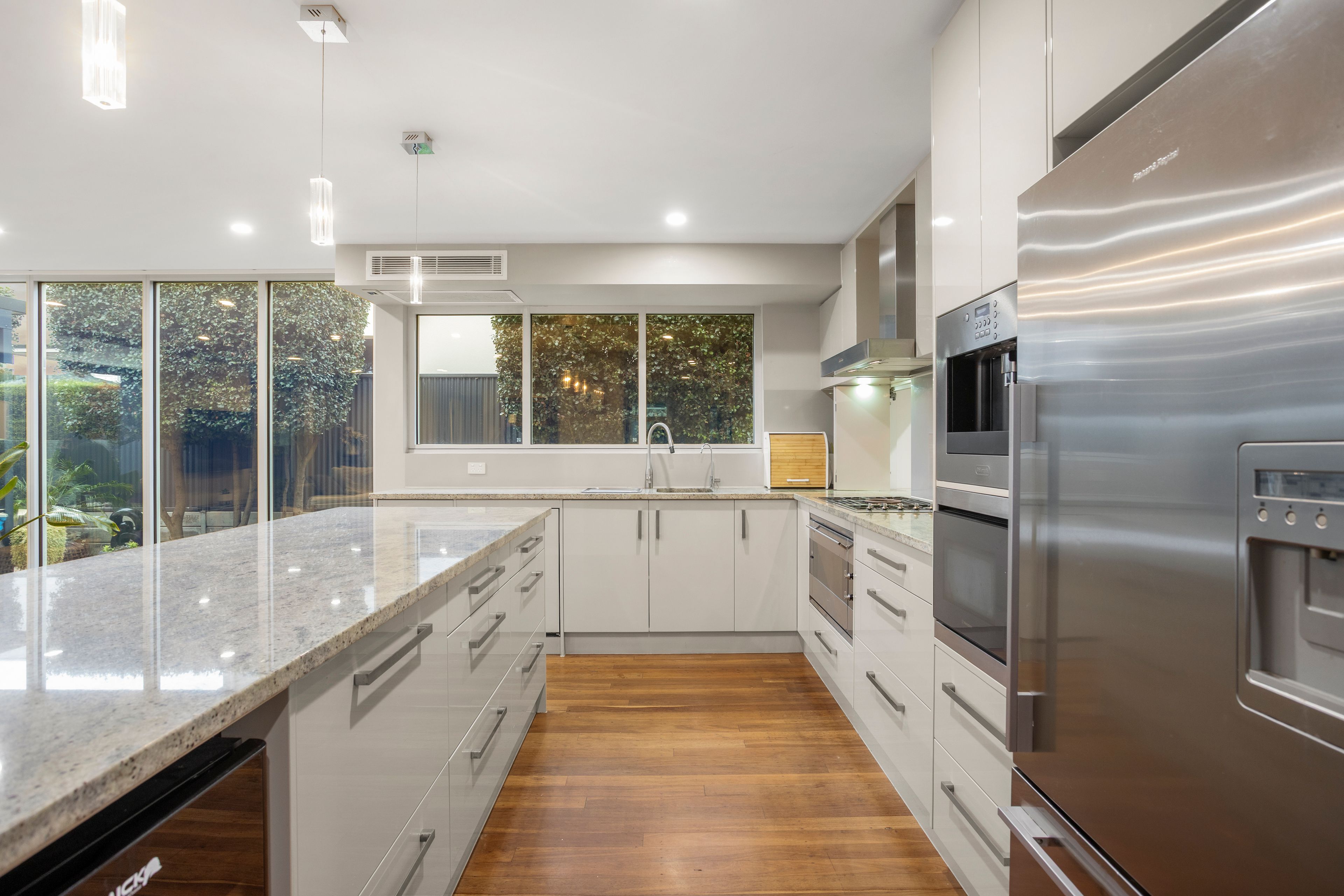 121 East Terrace — photo 13 of 30