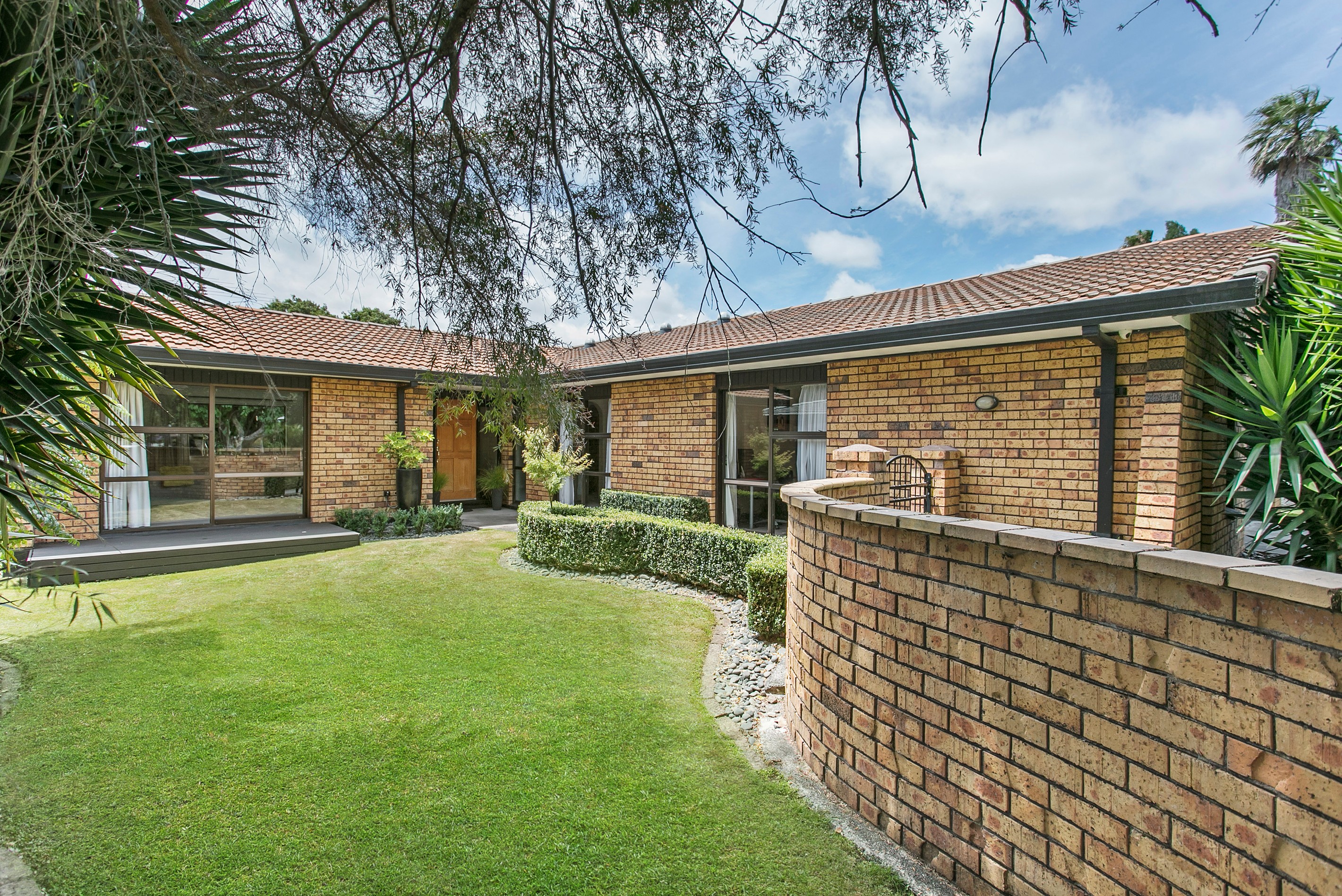 8 Bacardi Place, Conifer Grove, Manukau City
