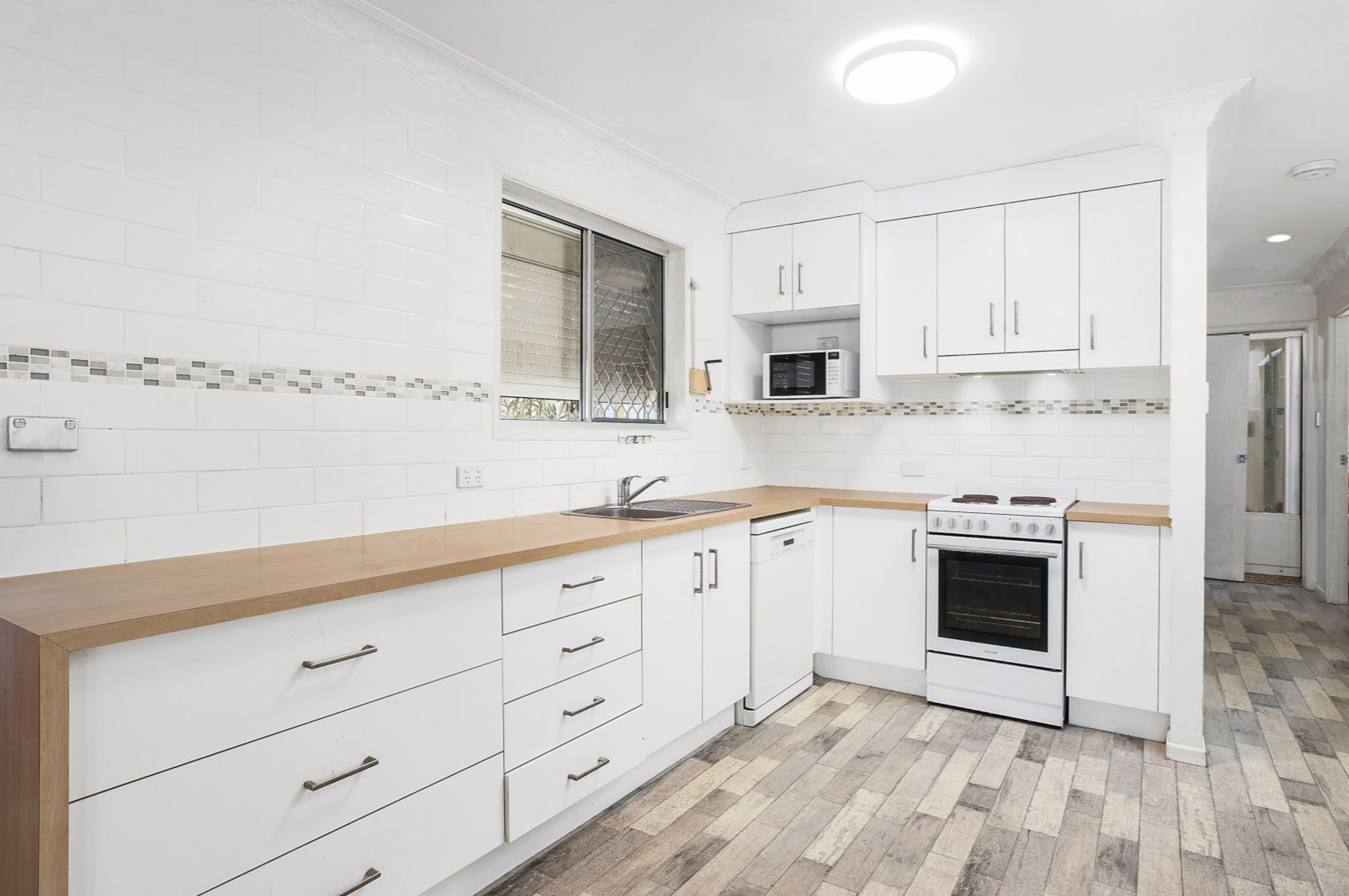 37A Hogan Street, Park Avenue, QLD 4701