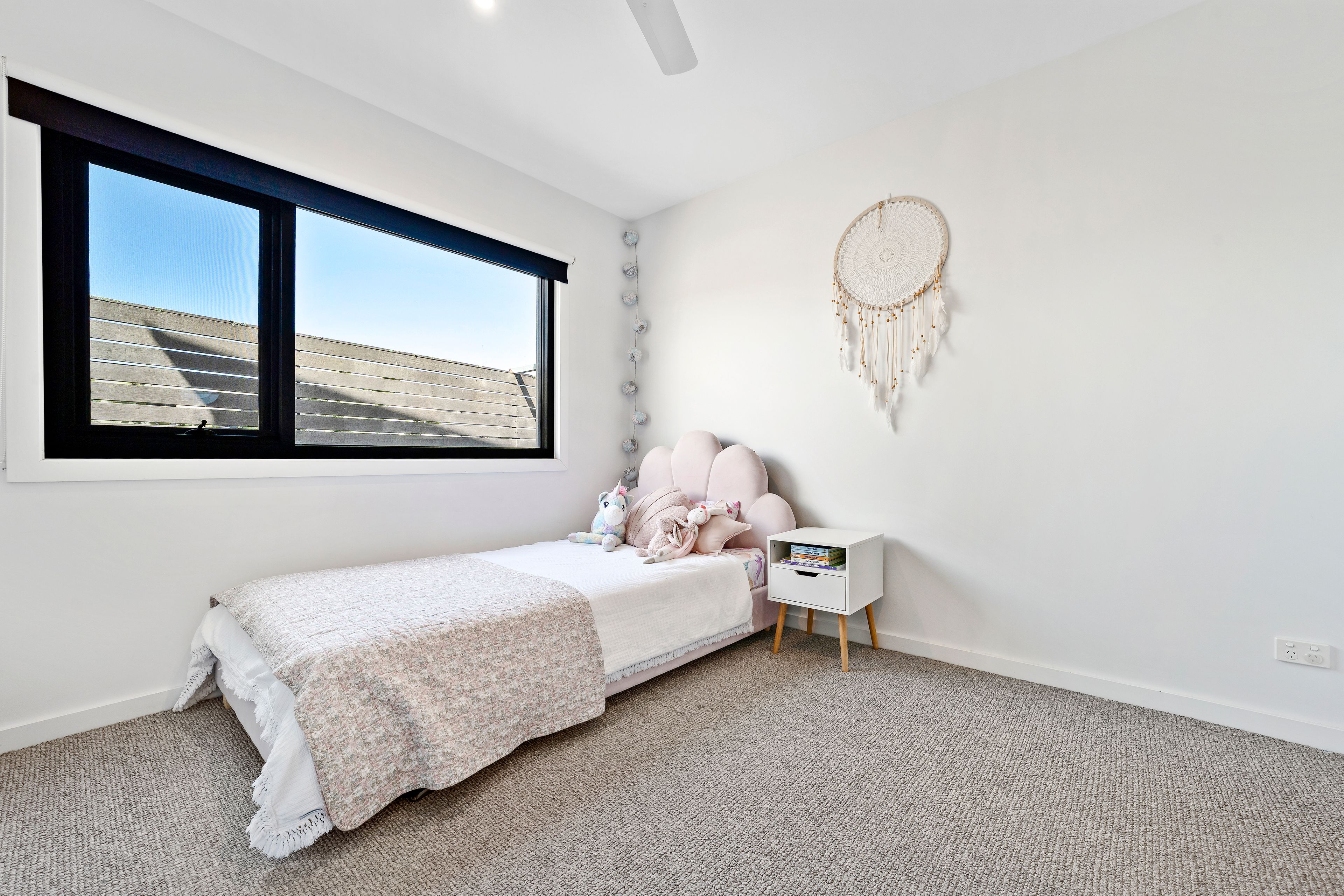 2/6 Mernda Avenue — photo 9 of 18