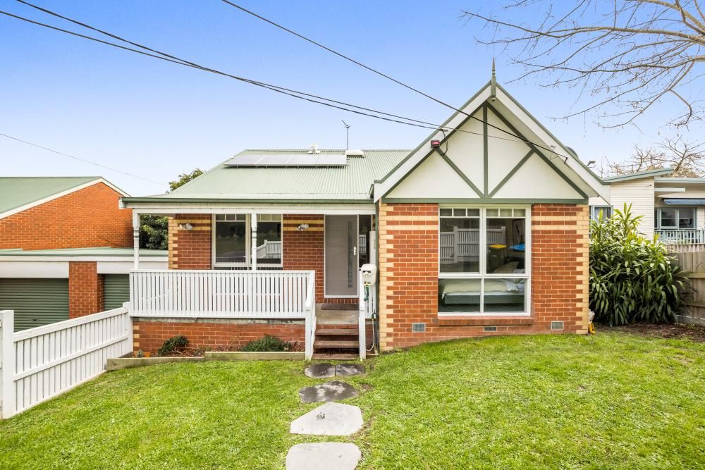 1B Newton Street, Ferntree Gully, VIC 3156