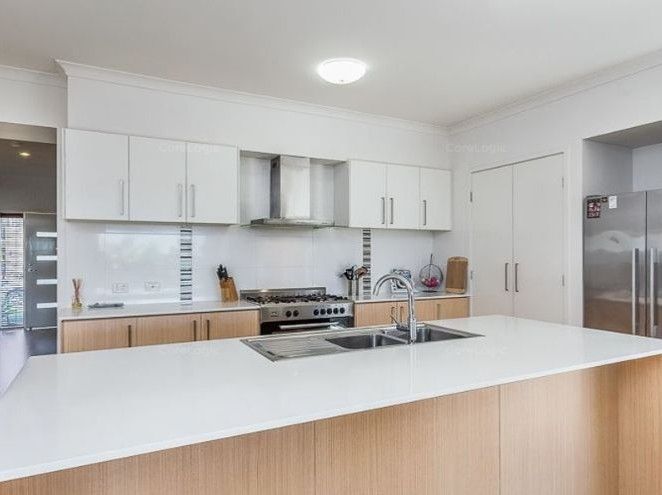 74 Sears Parade, North Lakes, QLD 4509