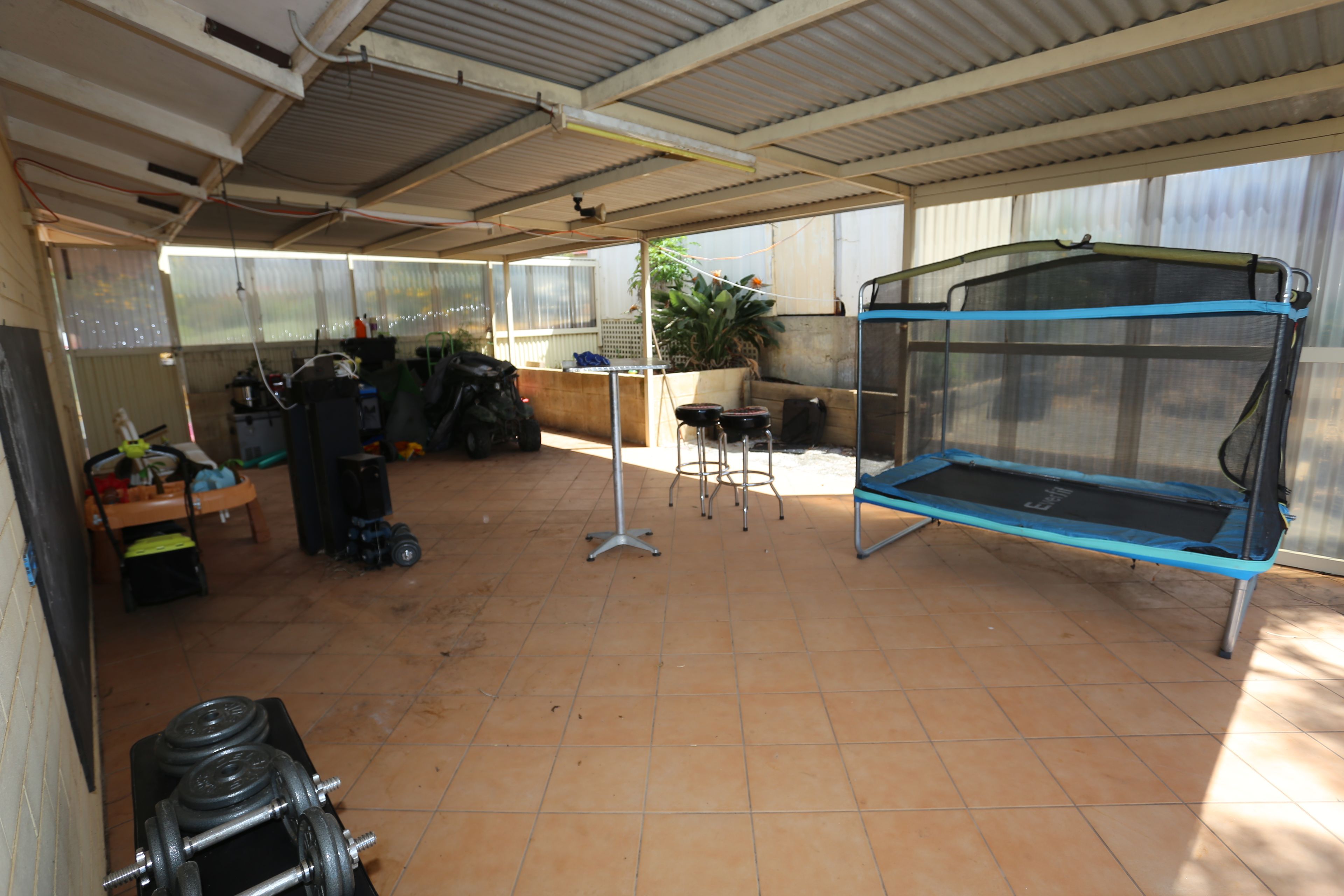 12 Sheoak Street — photo 8 of 10