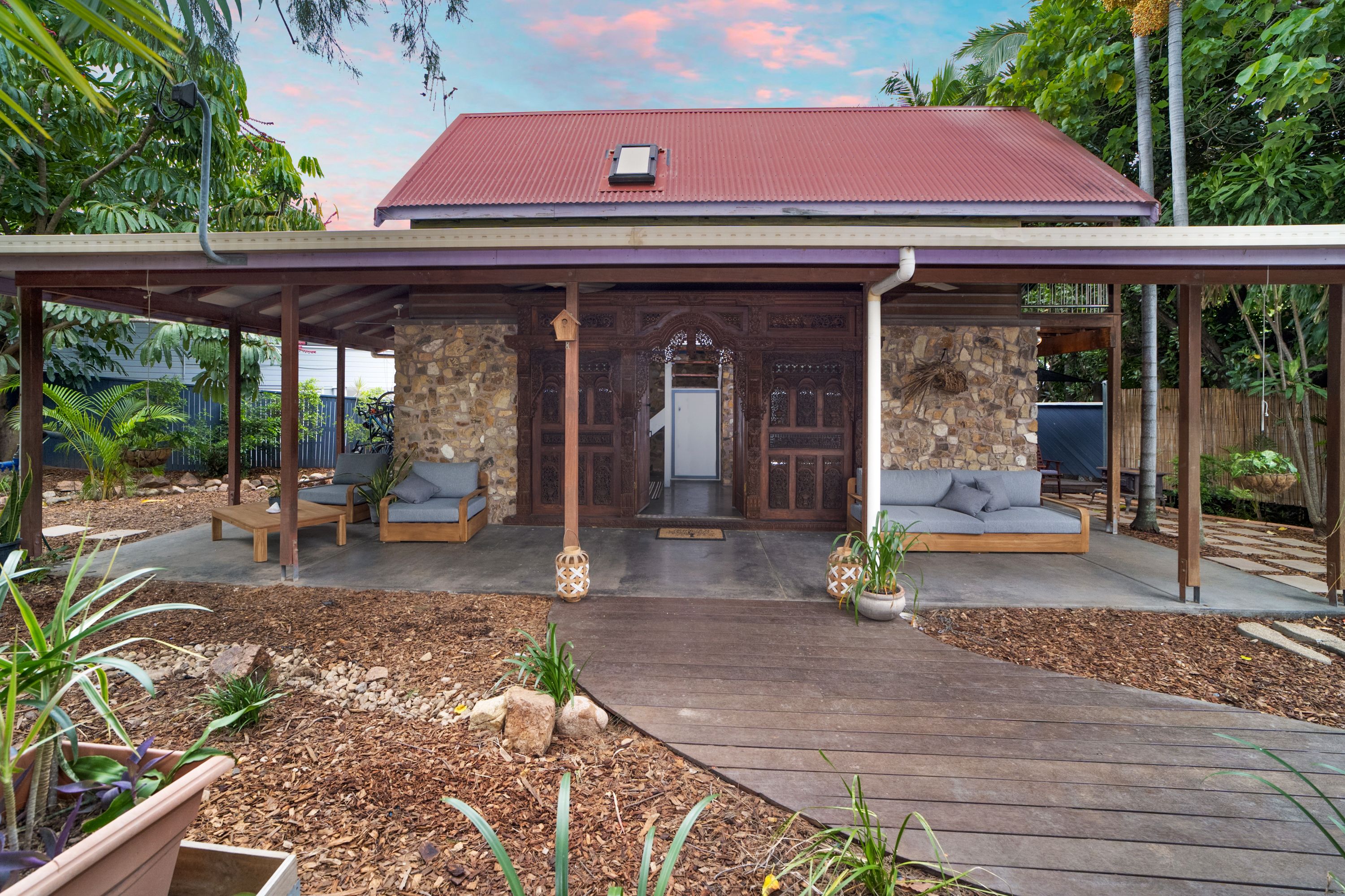 3 Gilbert Crescent, Castle Hill QLD 4810
