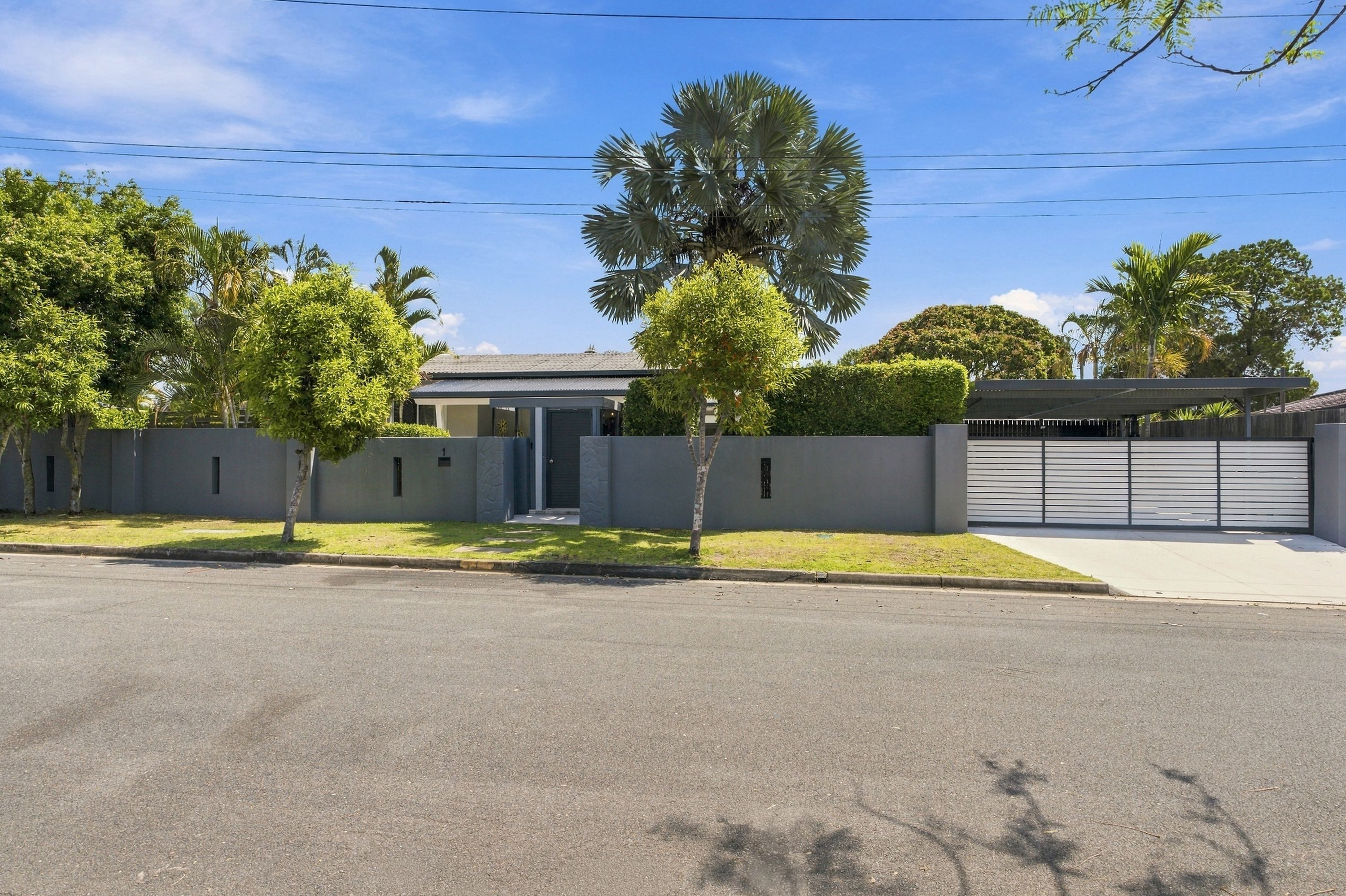 1 Karina Crescent — photo 28 of 30