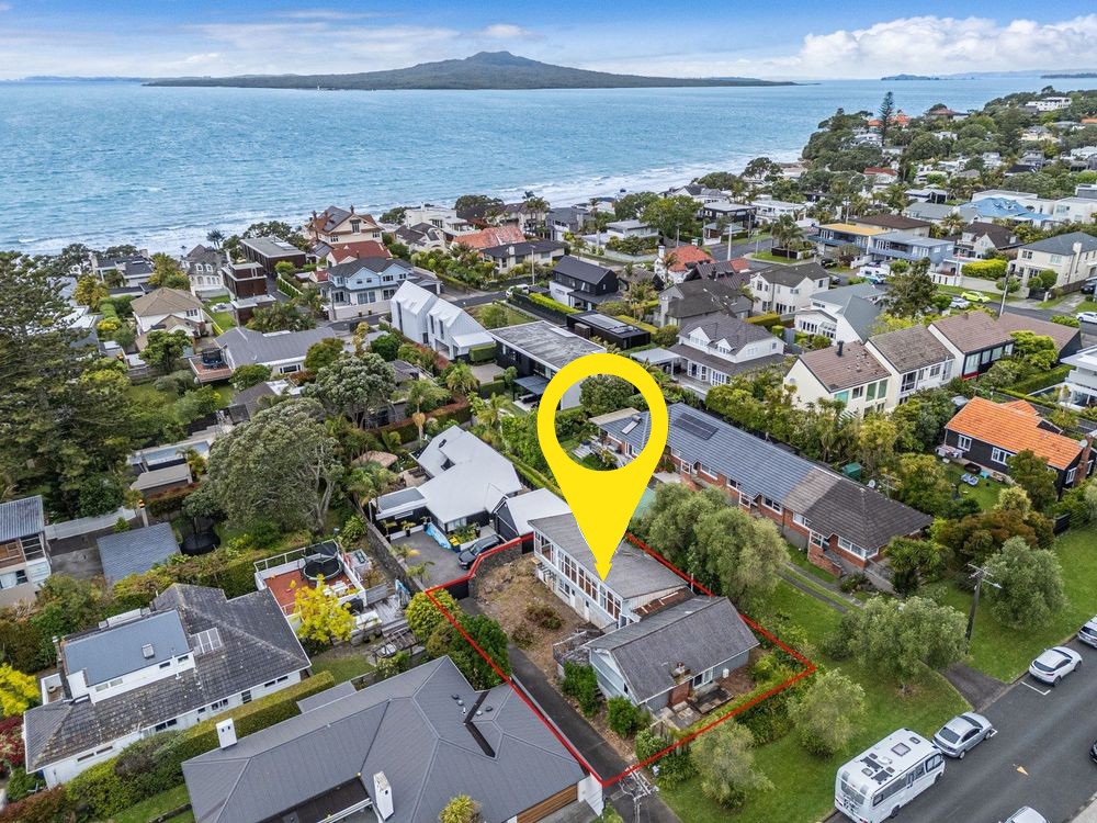 5 Beacholm Road, Takapuna, North Shore City