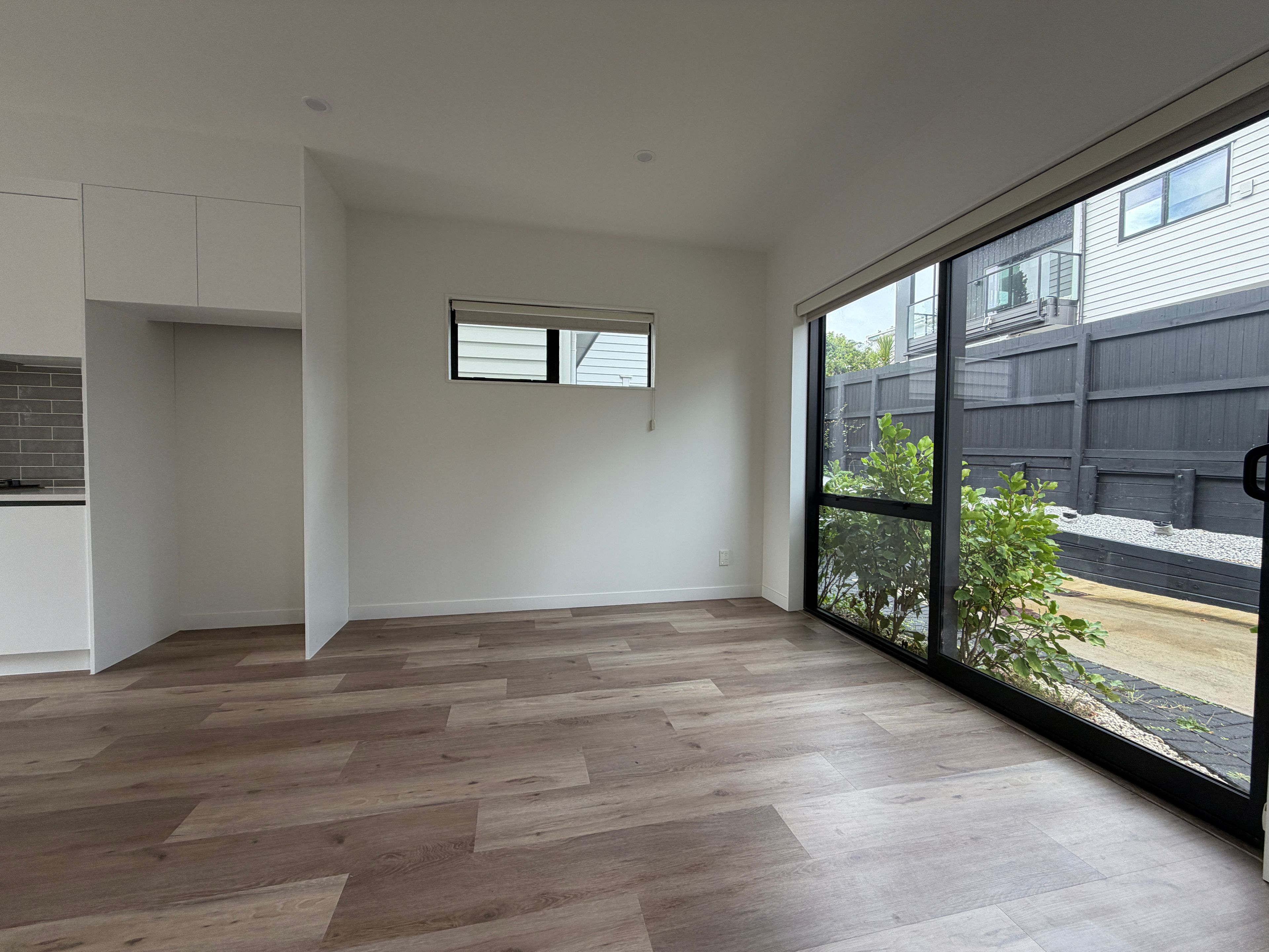 31B Diana Drive, Glenfield, North Shore City