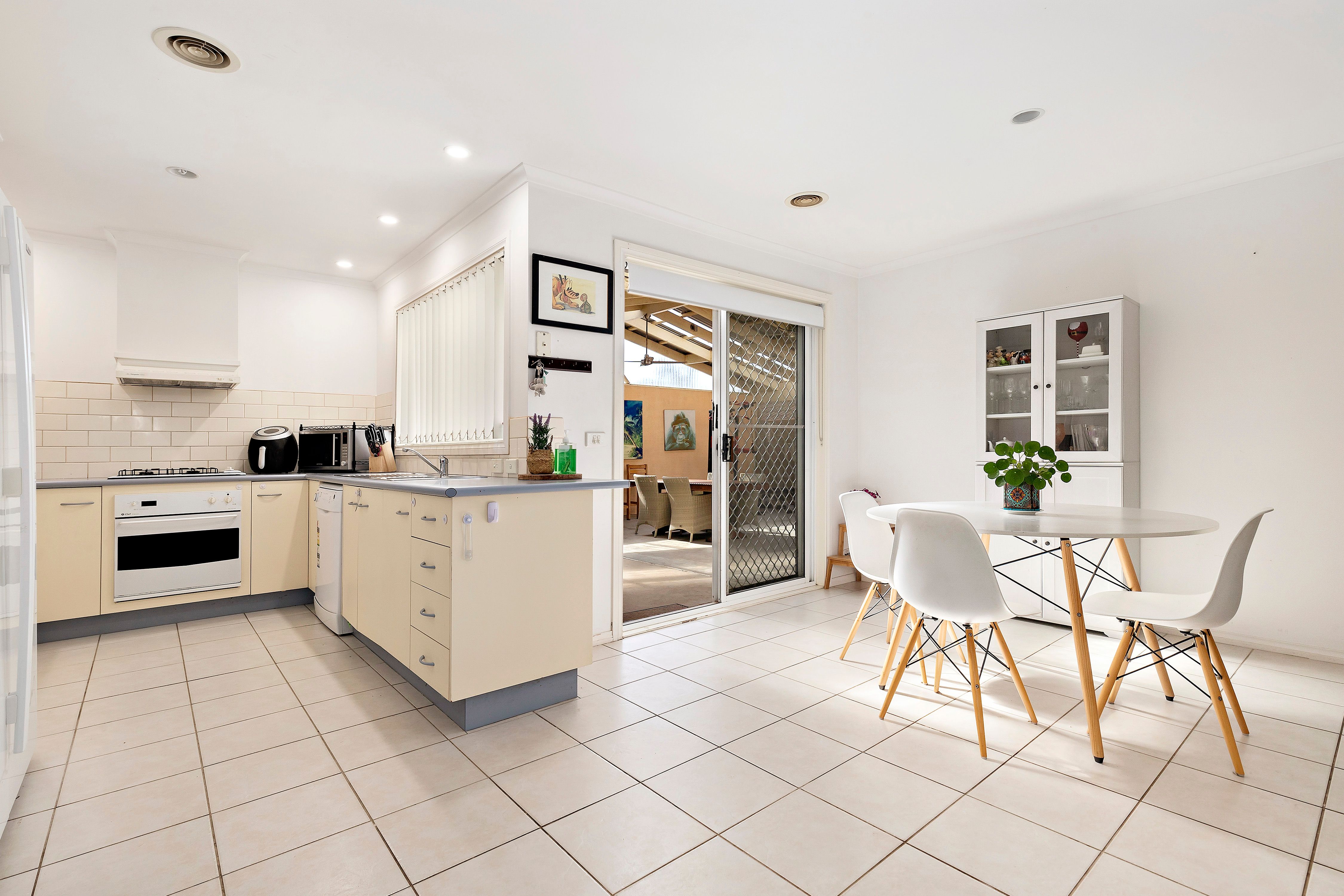 2 Theresa Avenue, Langwarrin, VIC 3910