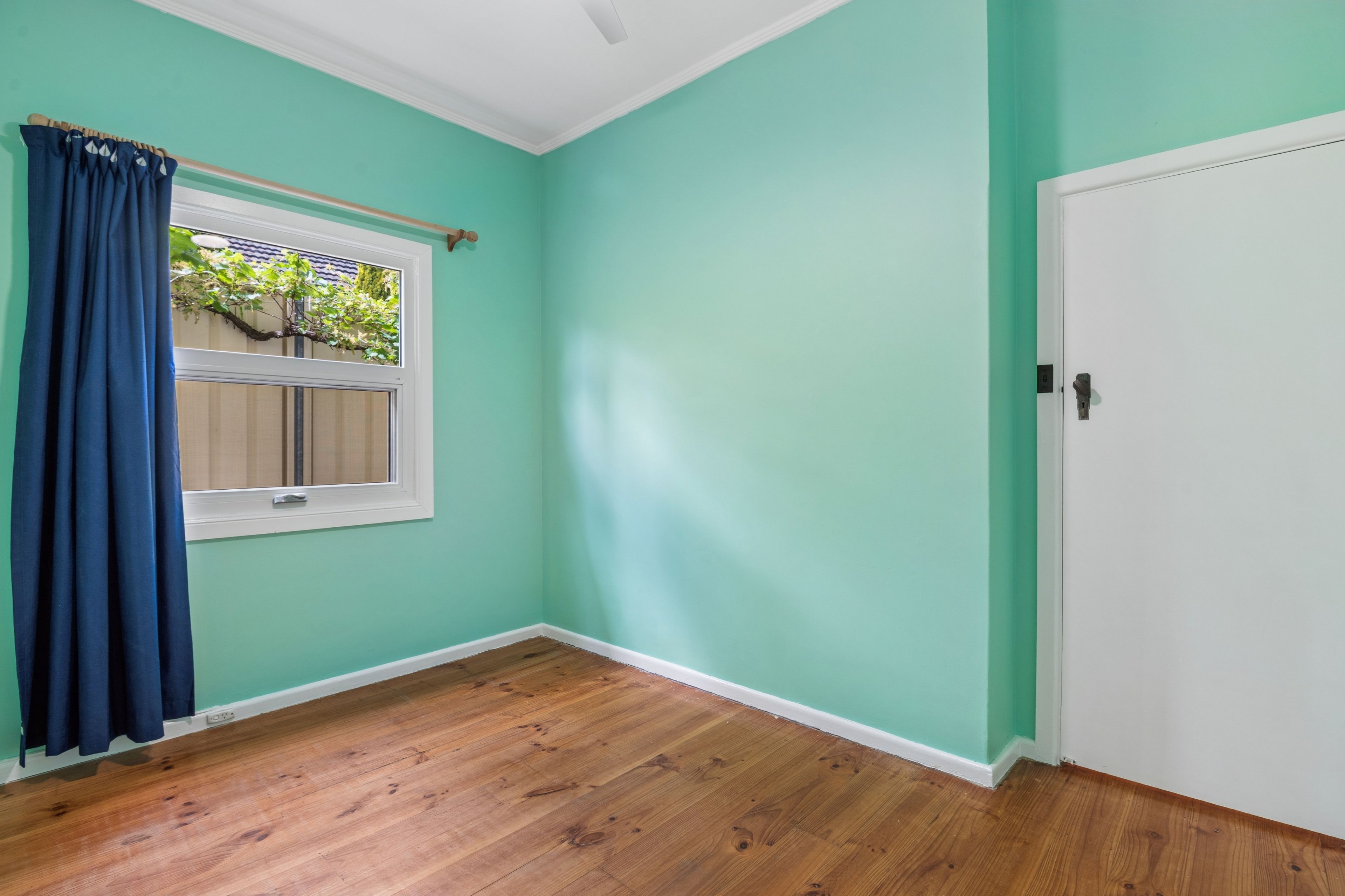 26 Gardner Street — photo 10 of 12