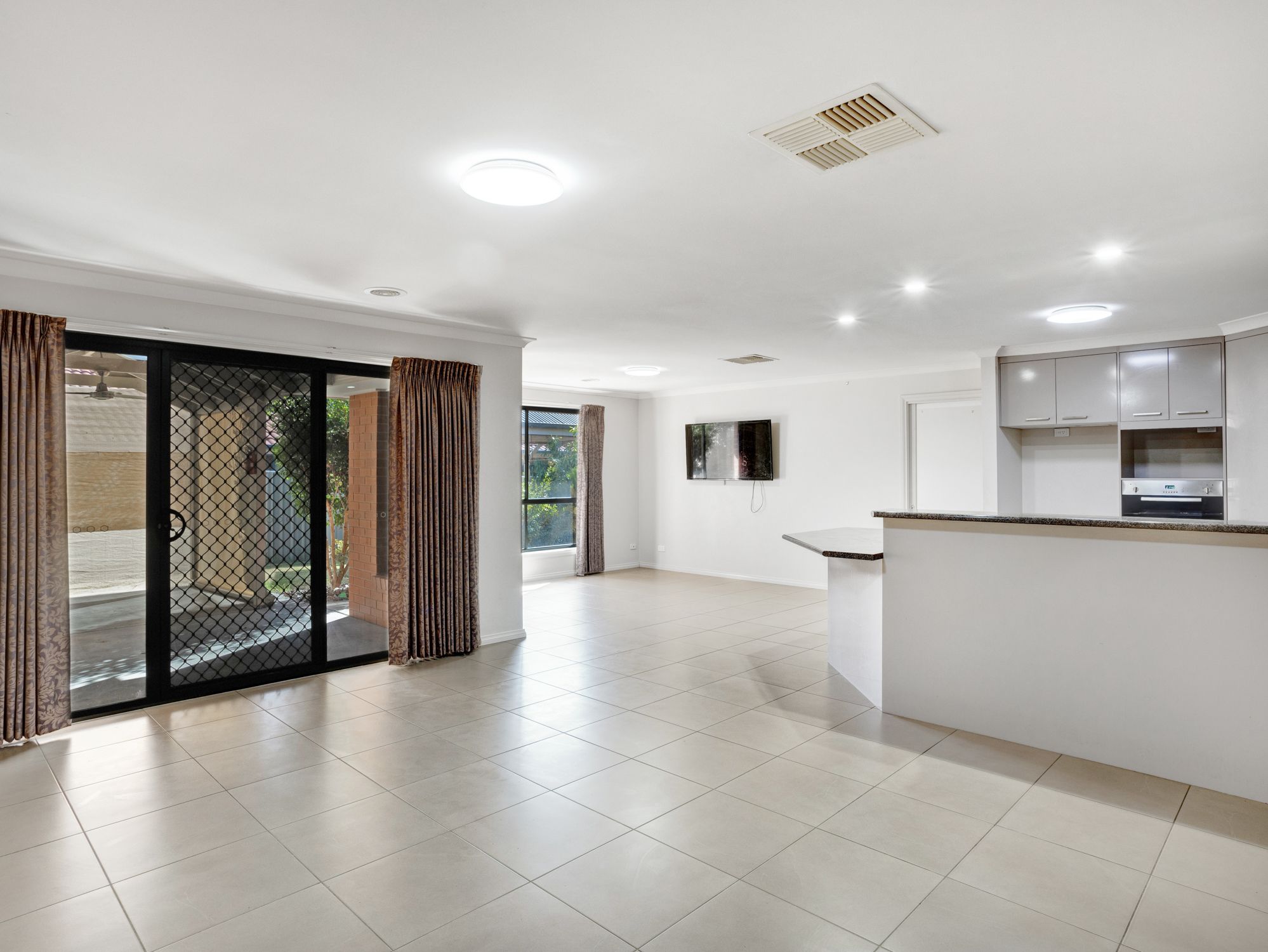 91 Egret Way, Thurgoona, NSW 2640