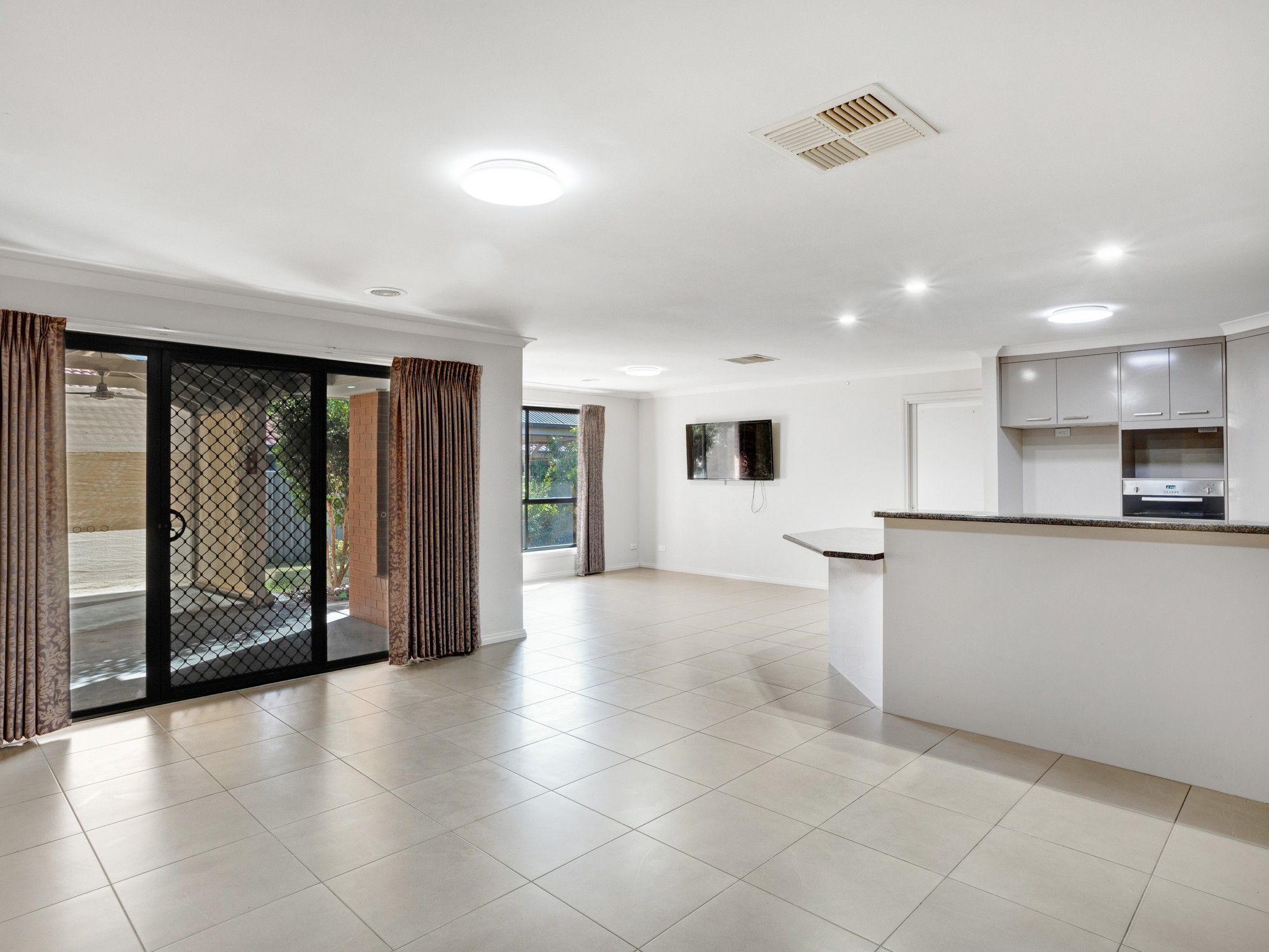 91 Egret Way, Thurgoona, NSW 2640