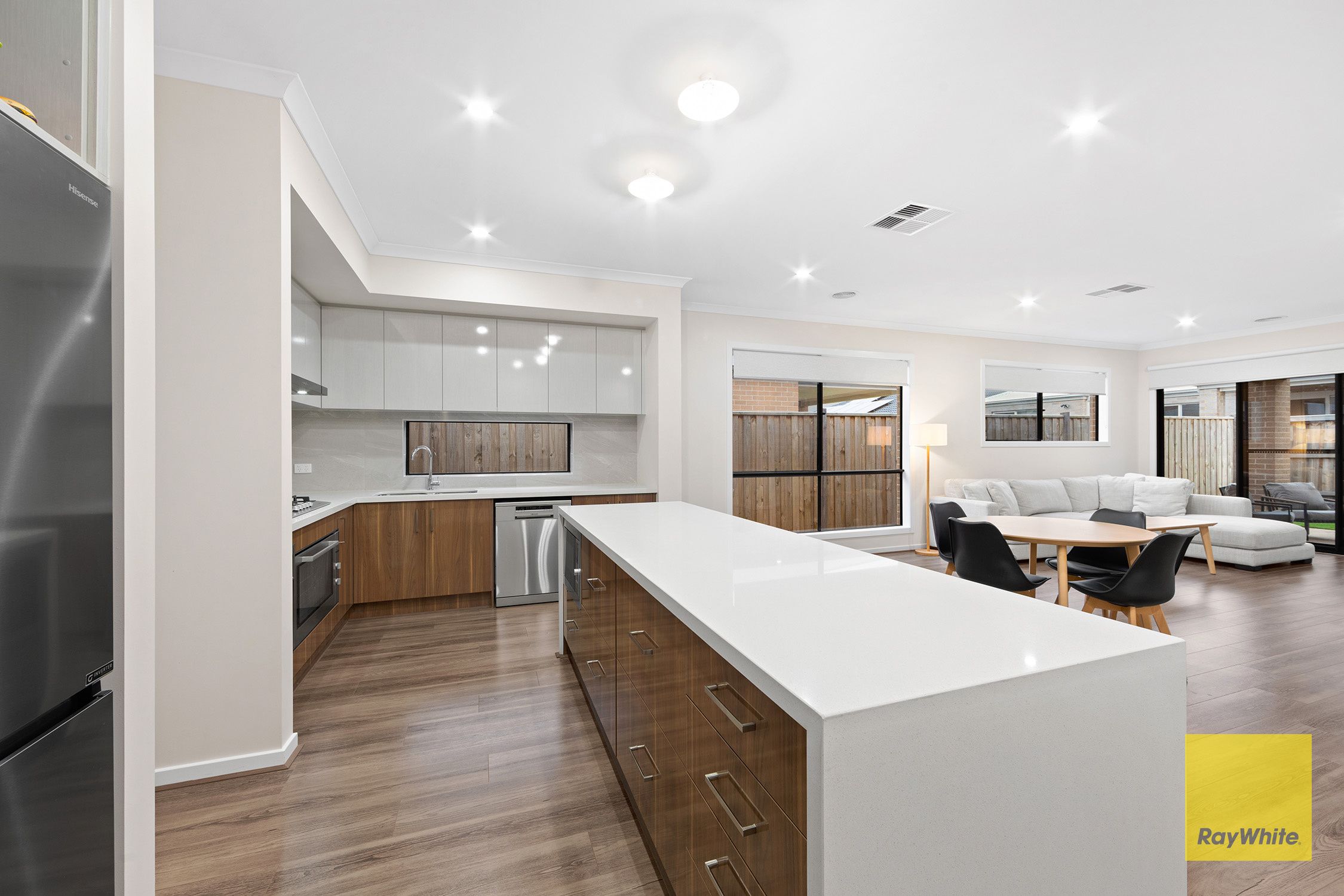 11 Burridge Street — photo 3 of 20