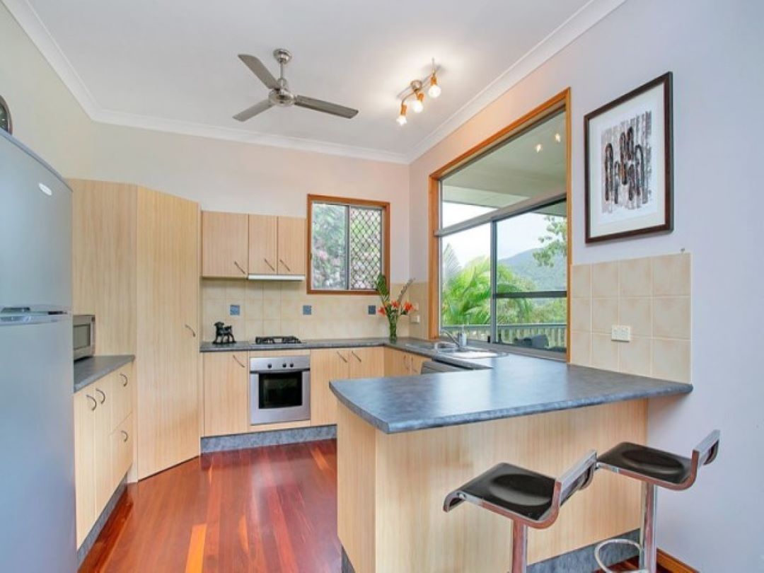 17 Lookout Terrace, Trinity Beach, QLD 4879