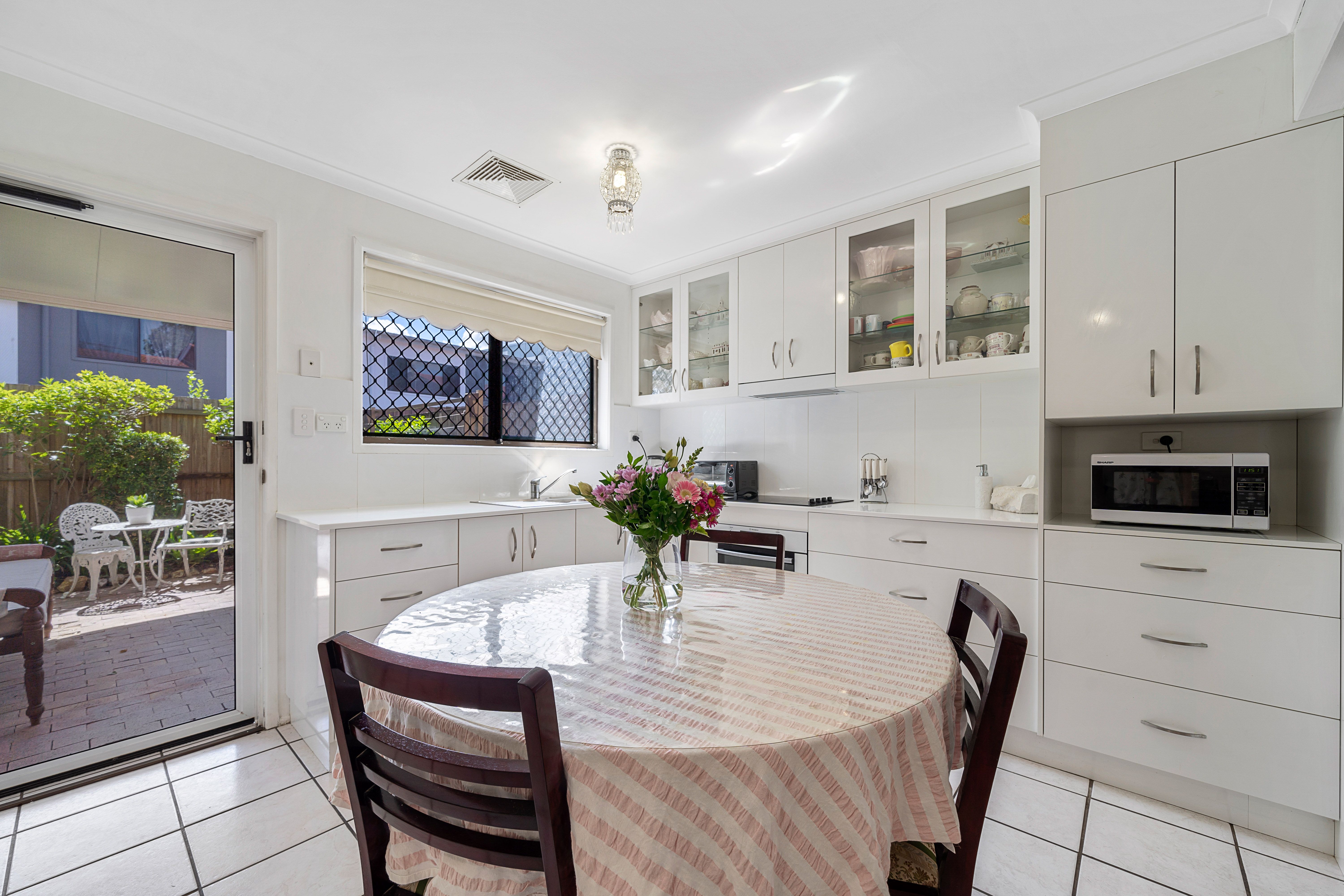 12/111 Barbaralla Drive, Springwood, QLD 4127