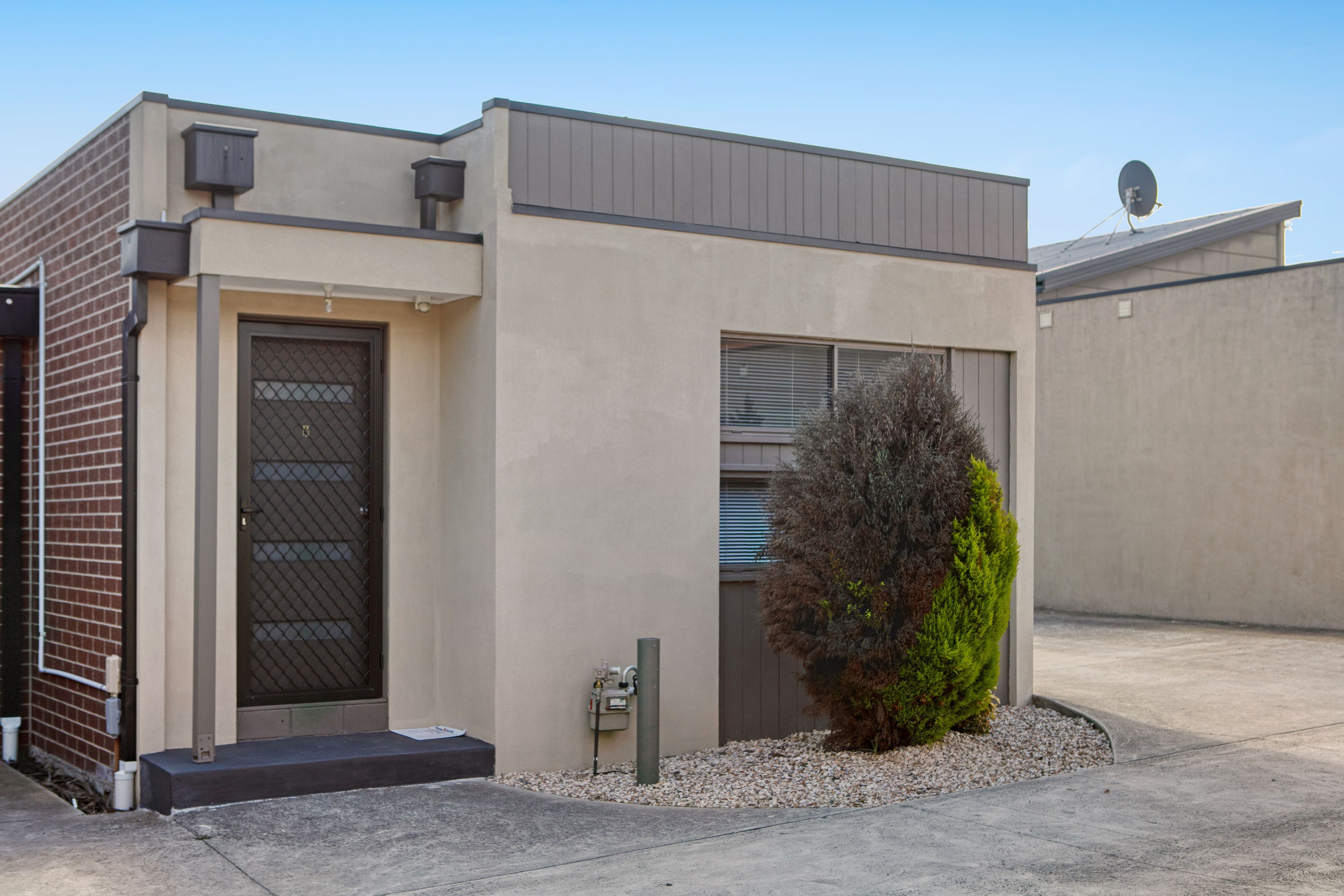 17 Chaleyer Street, Reservoir VIC 3073