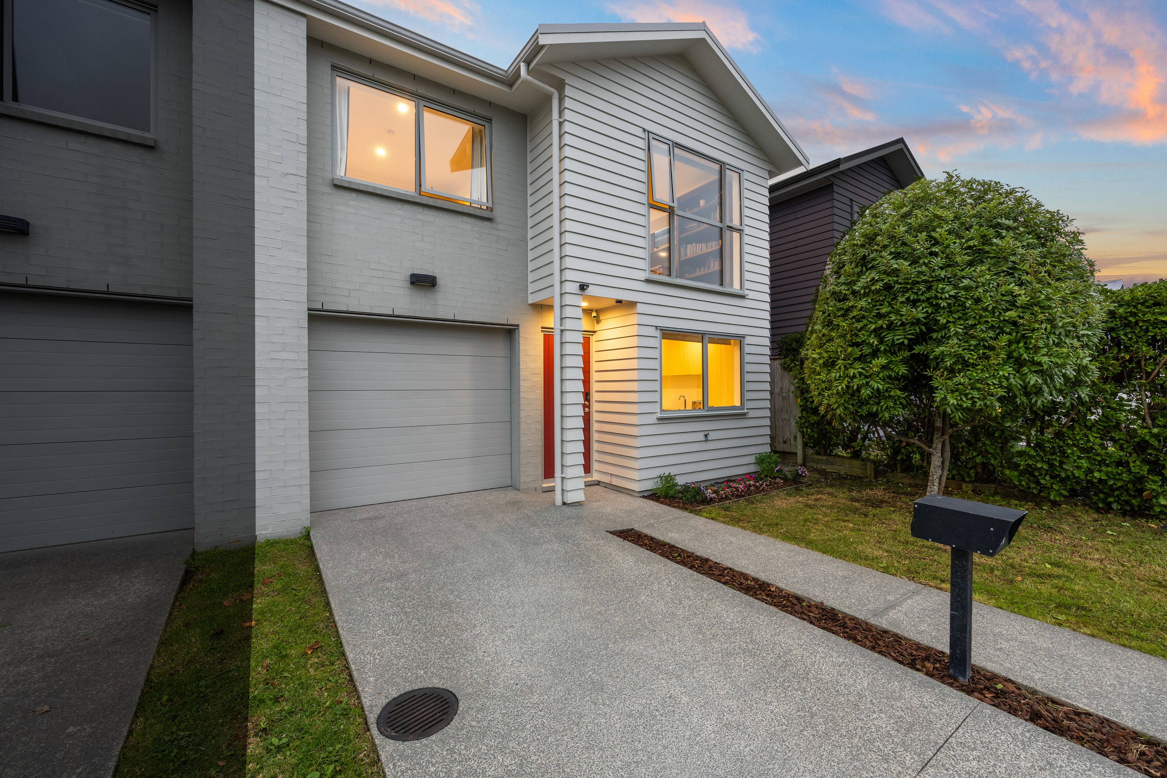 27 Forbes McCammon Drive, Swanson, Waitakere City