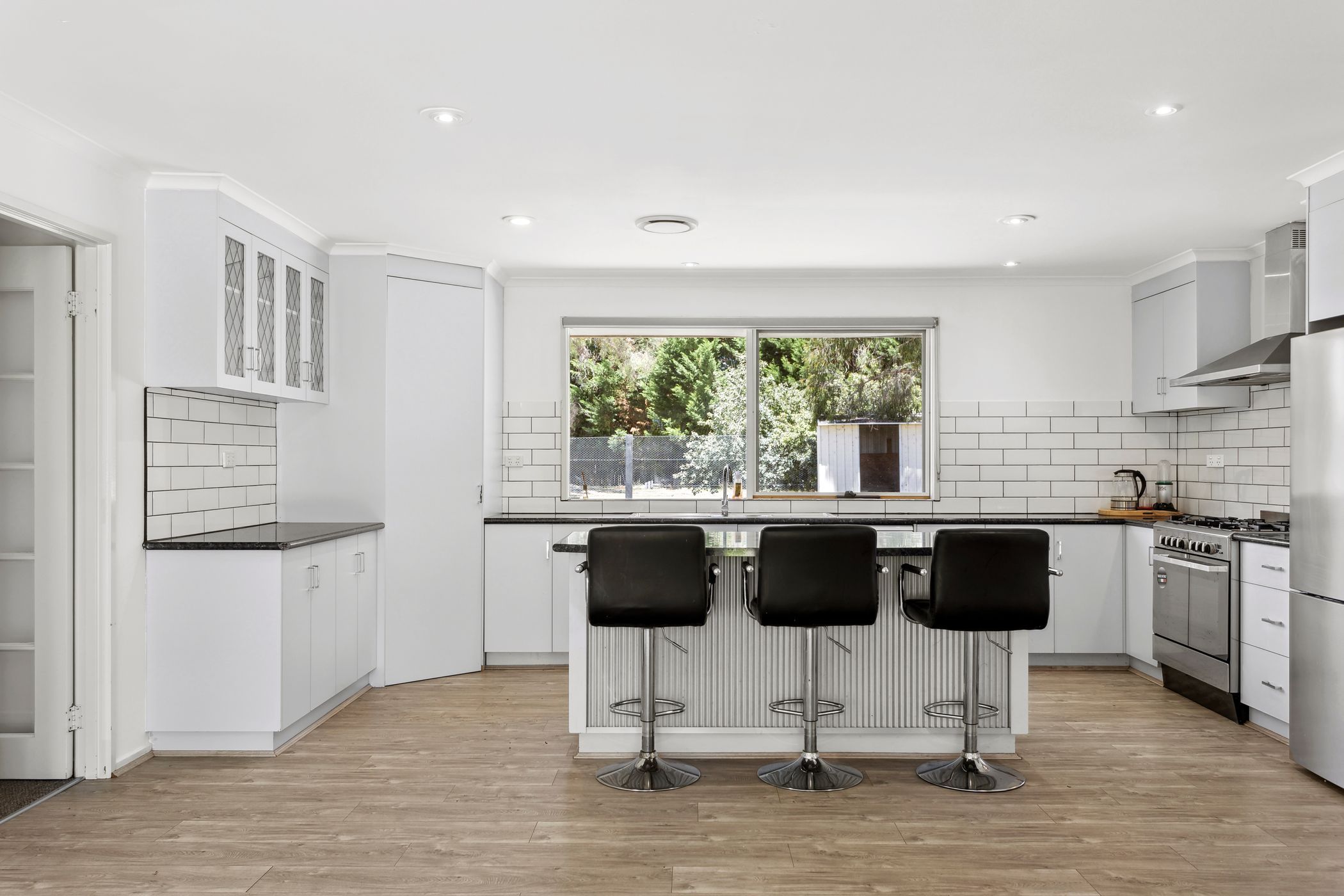 10 Aberdeen Road, Elphinstone, VIC 3448