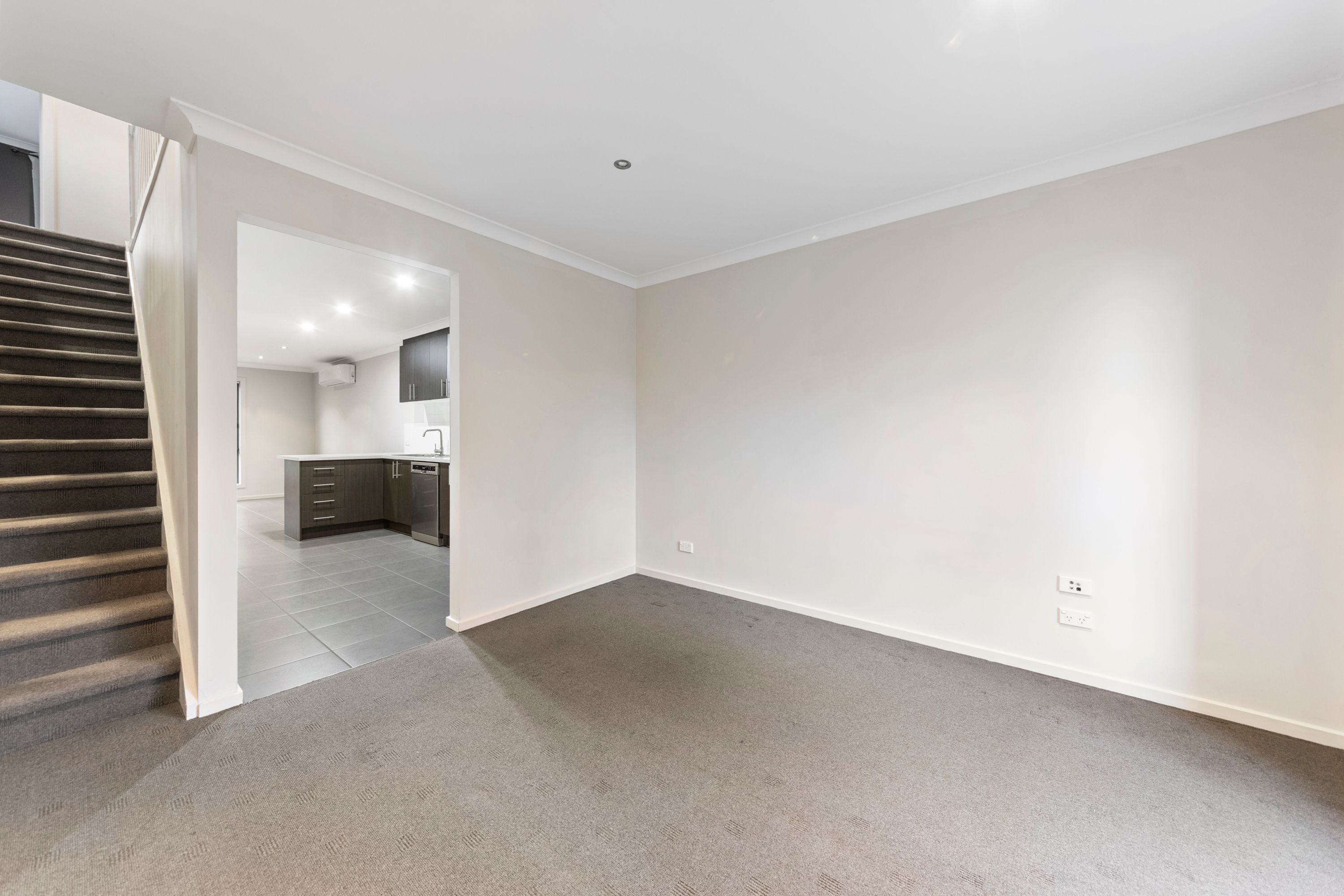 8 Bluestone Street — photo 8 of 28