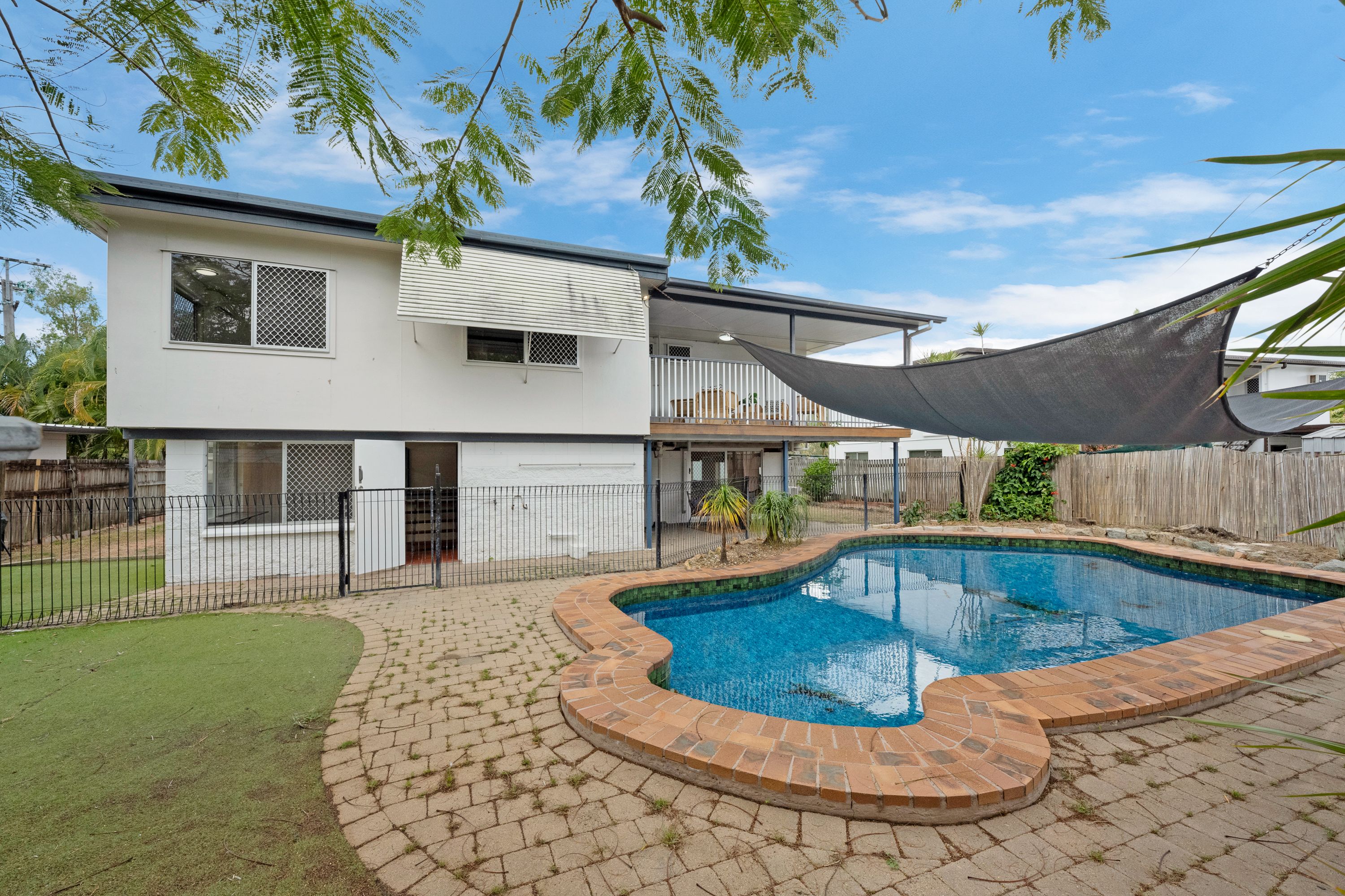 433 Fulham Road — photo 15 of 23