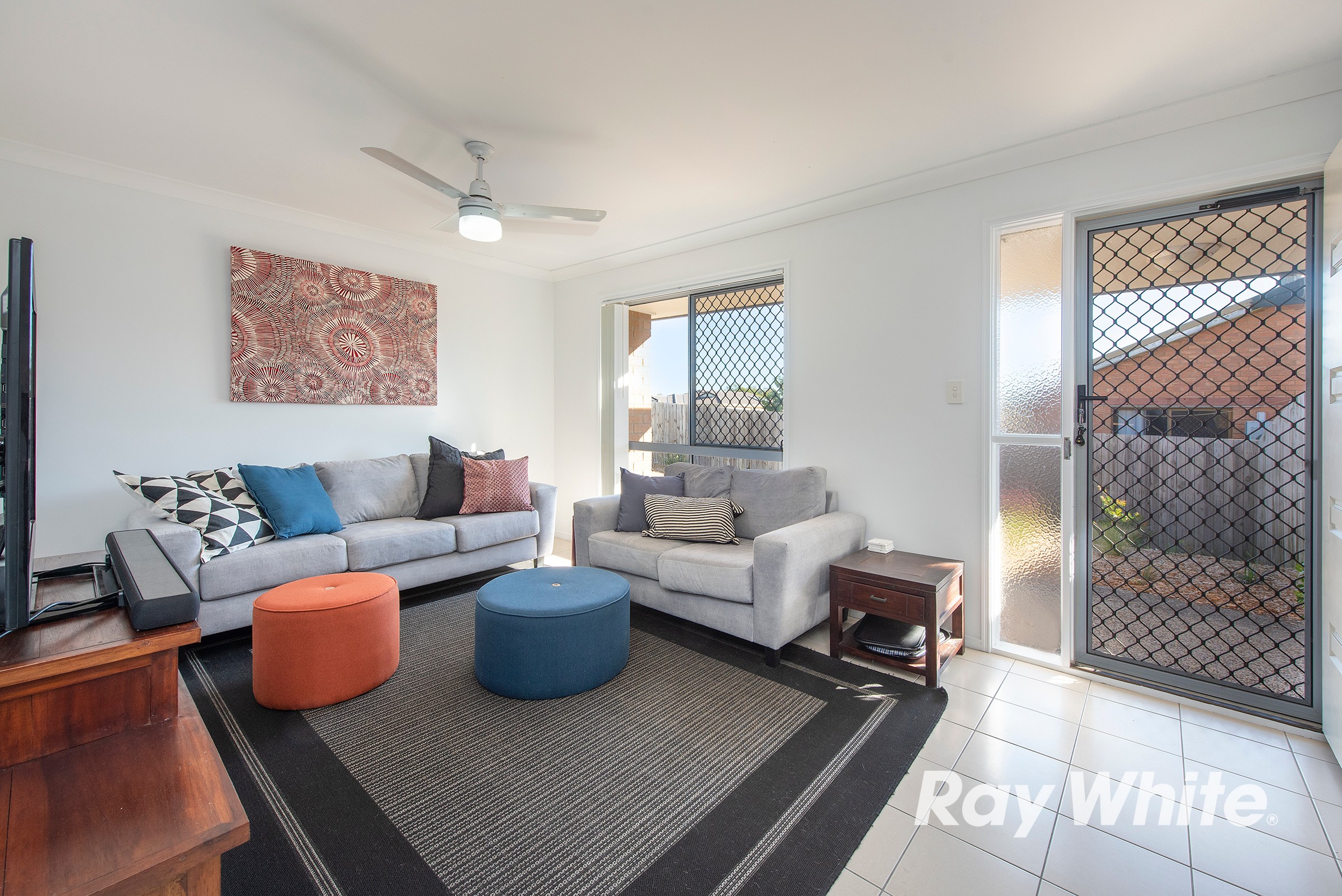 19 Chesan Court, Crestmead, QLD 4132