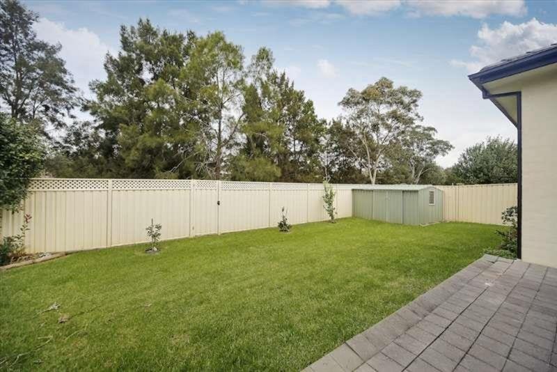 33 Woodcourt Street, Ambarvale, NSW 2560