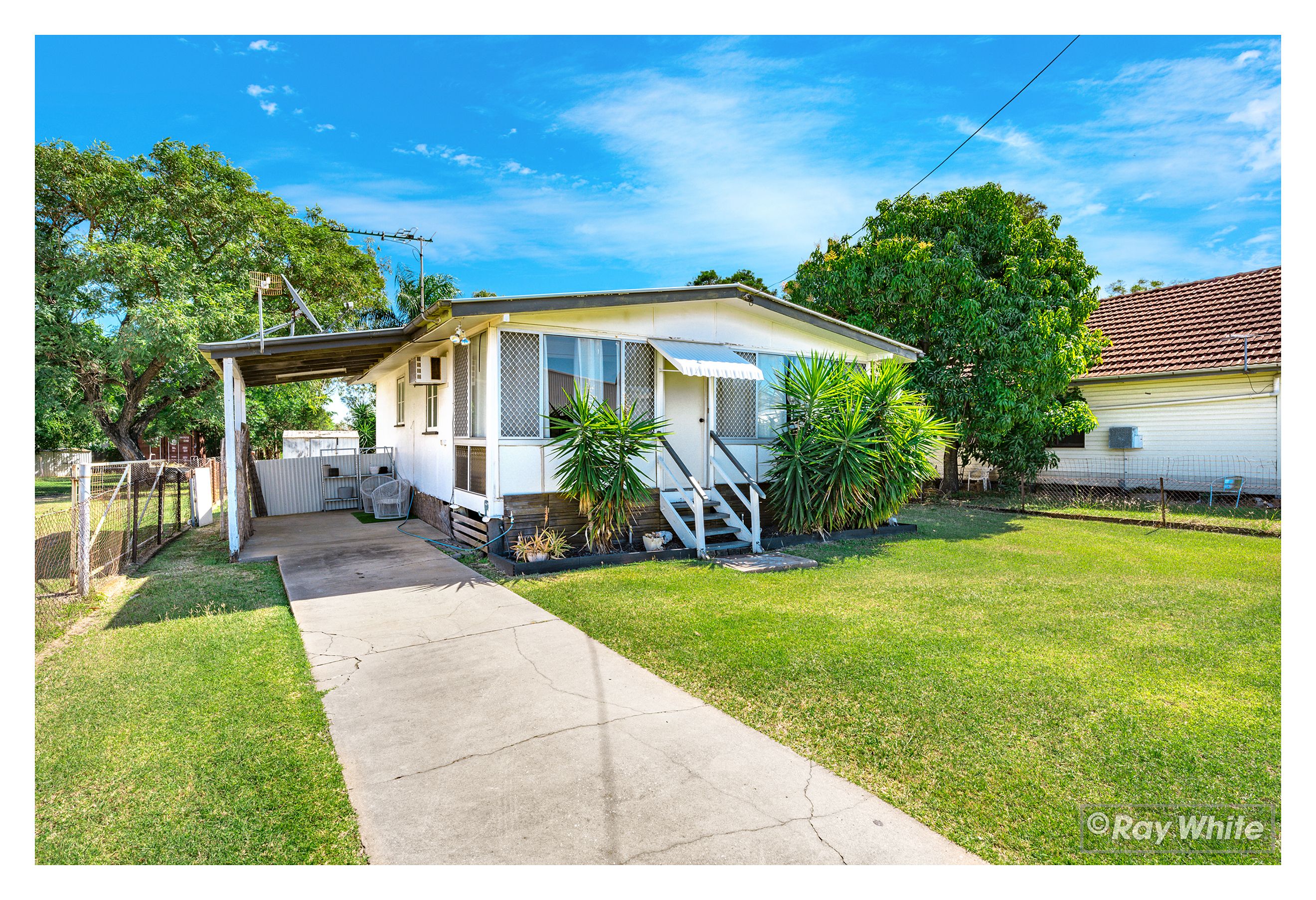 75 Hollingsworth Street, Kawana QLD 4701