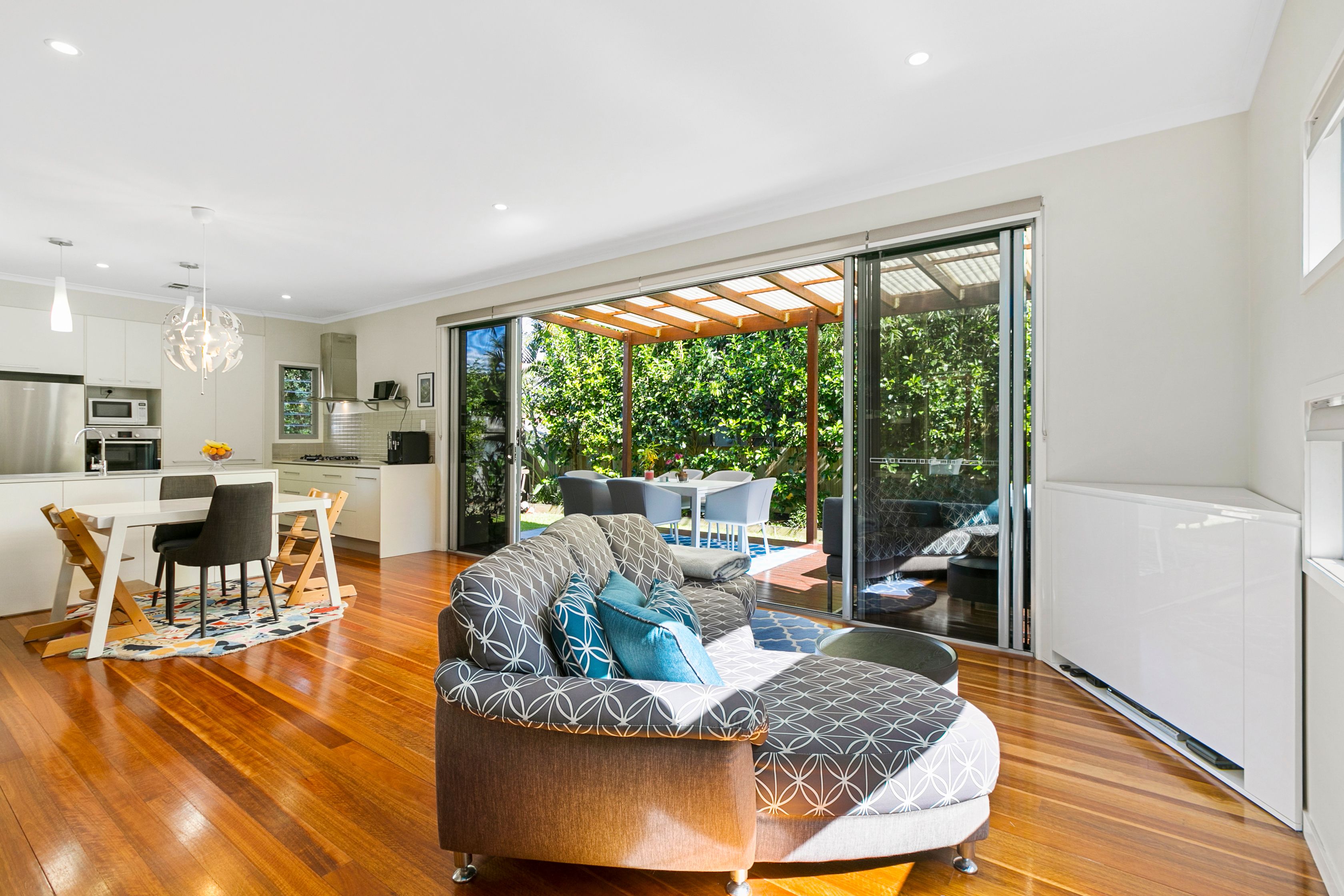 20 Barton Parade, Balmoral QLD 4171
