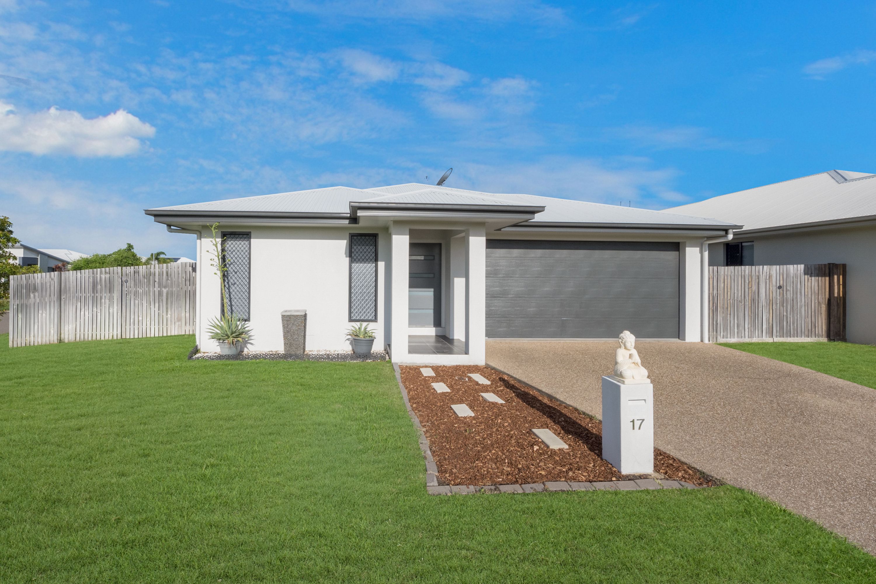 17 Dahlia Street, Burdell QLD 4818