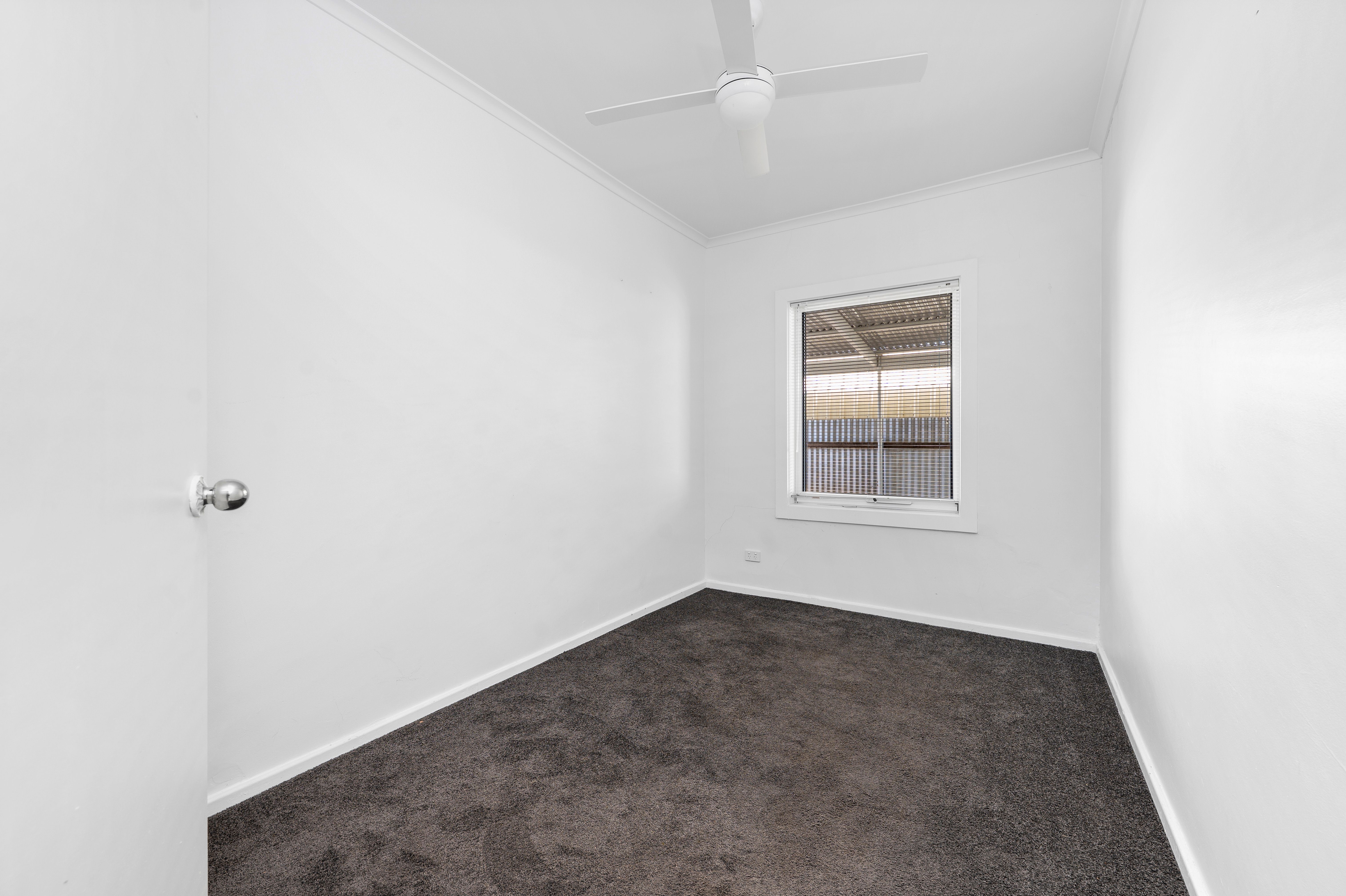 58 Mofflin Road — photo 7 of 14