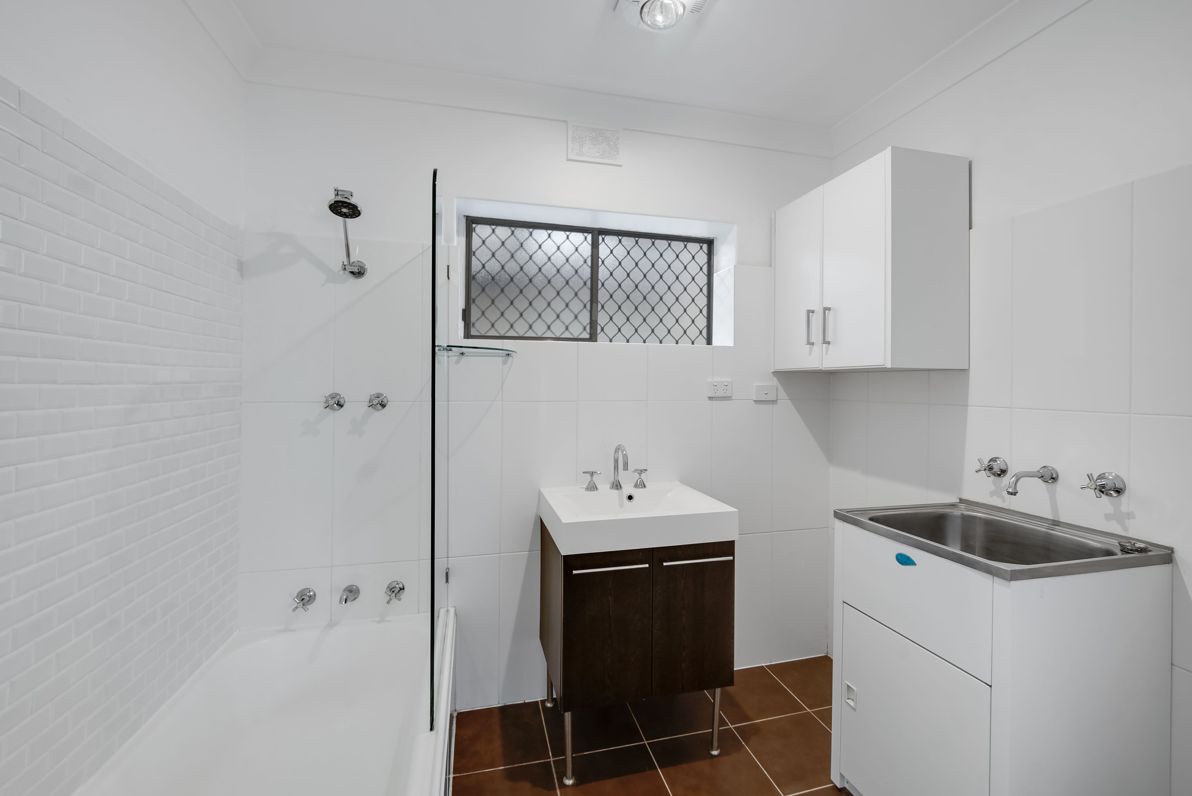 3/105 Ledger Road — photo 9 of 11