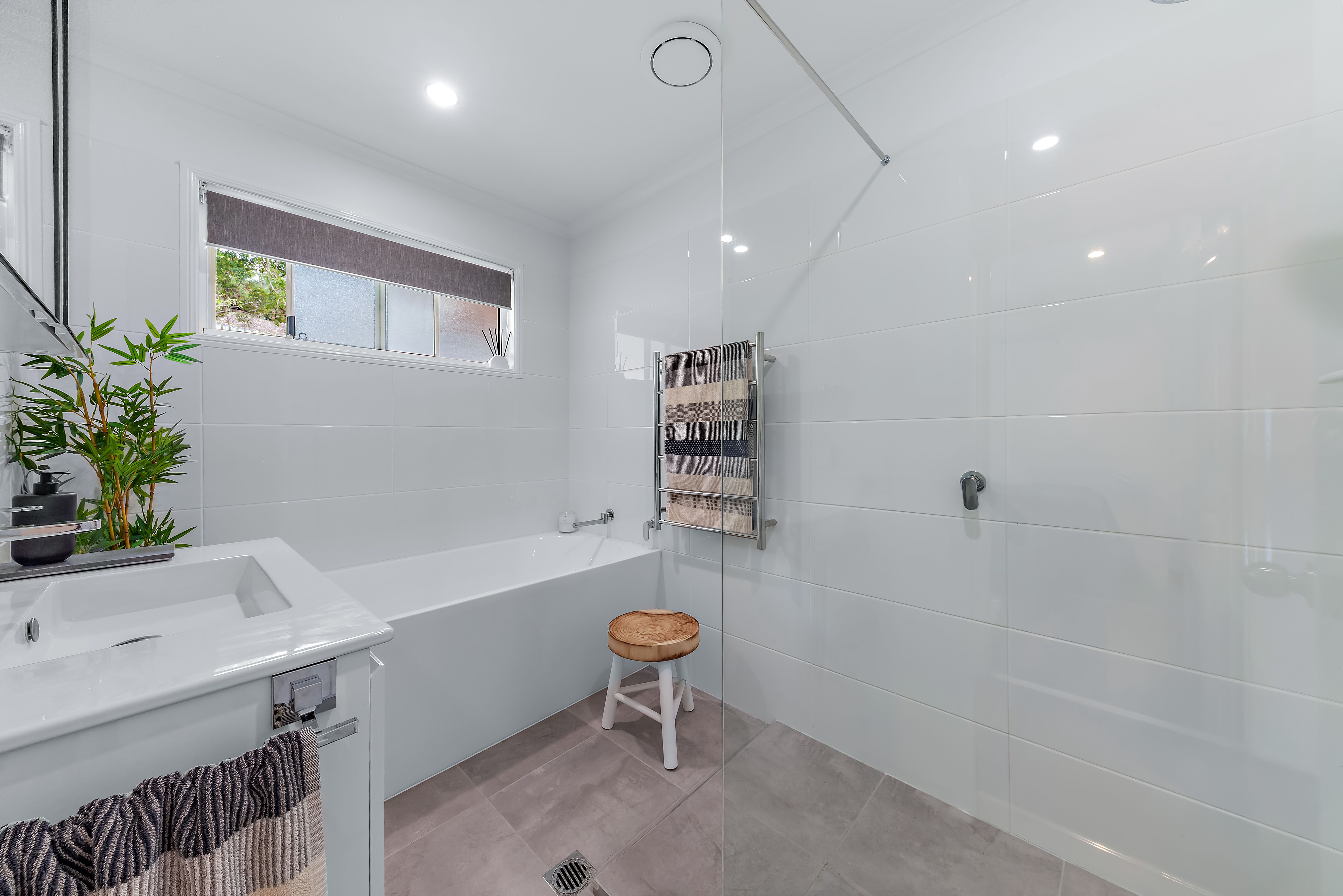 10 Grace Avenue — photo 14 of 24