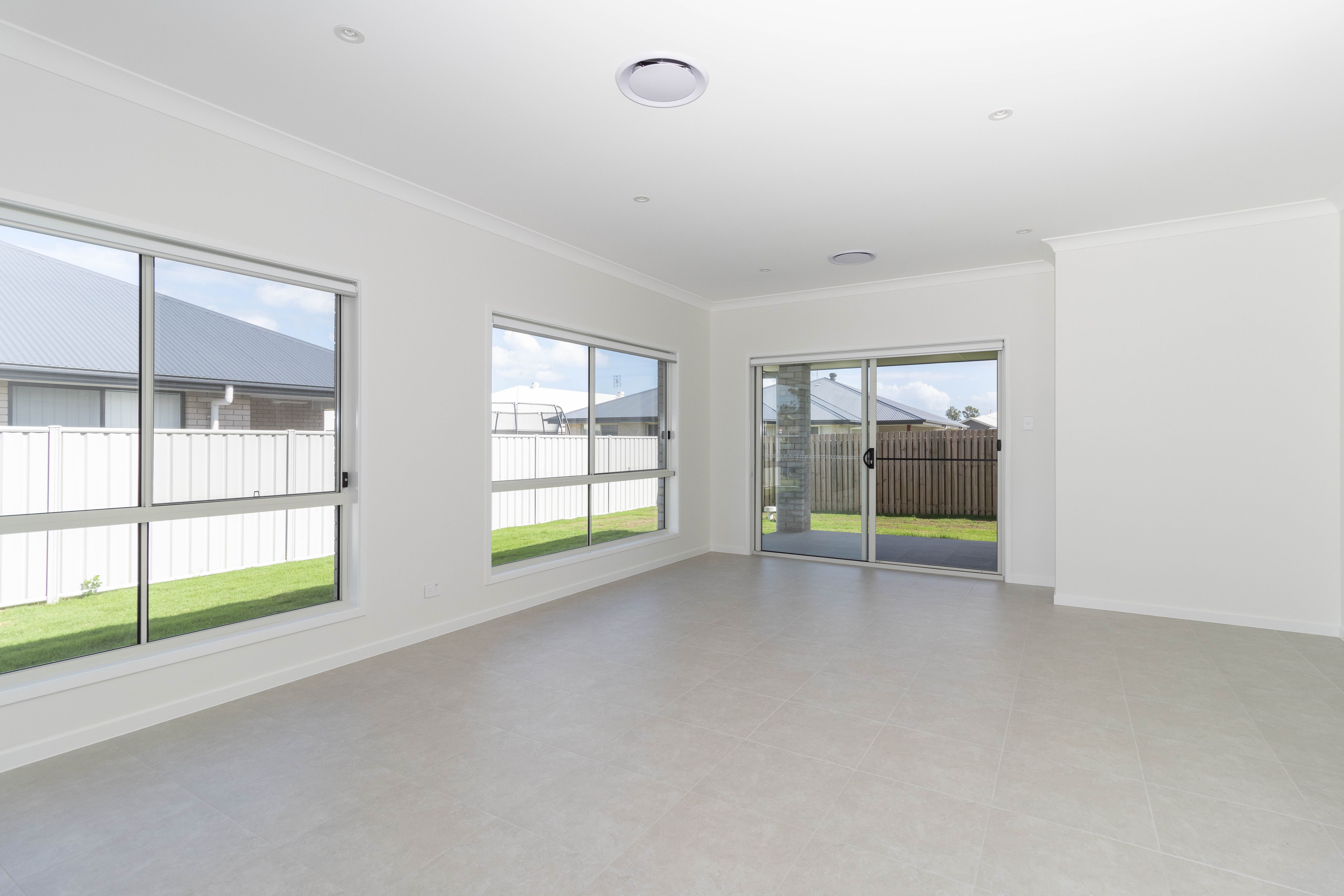 63 Hythe Street — photo 4 of 15