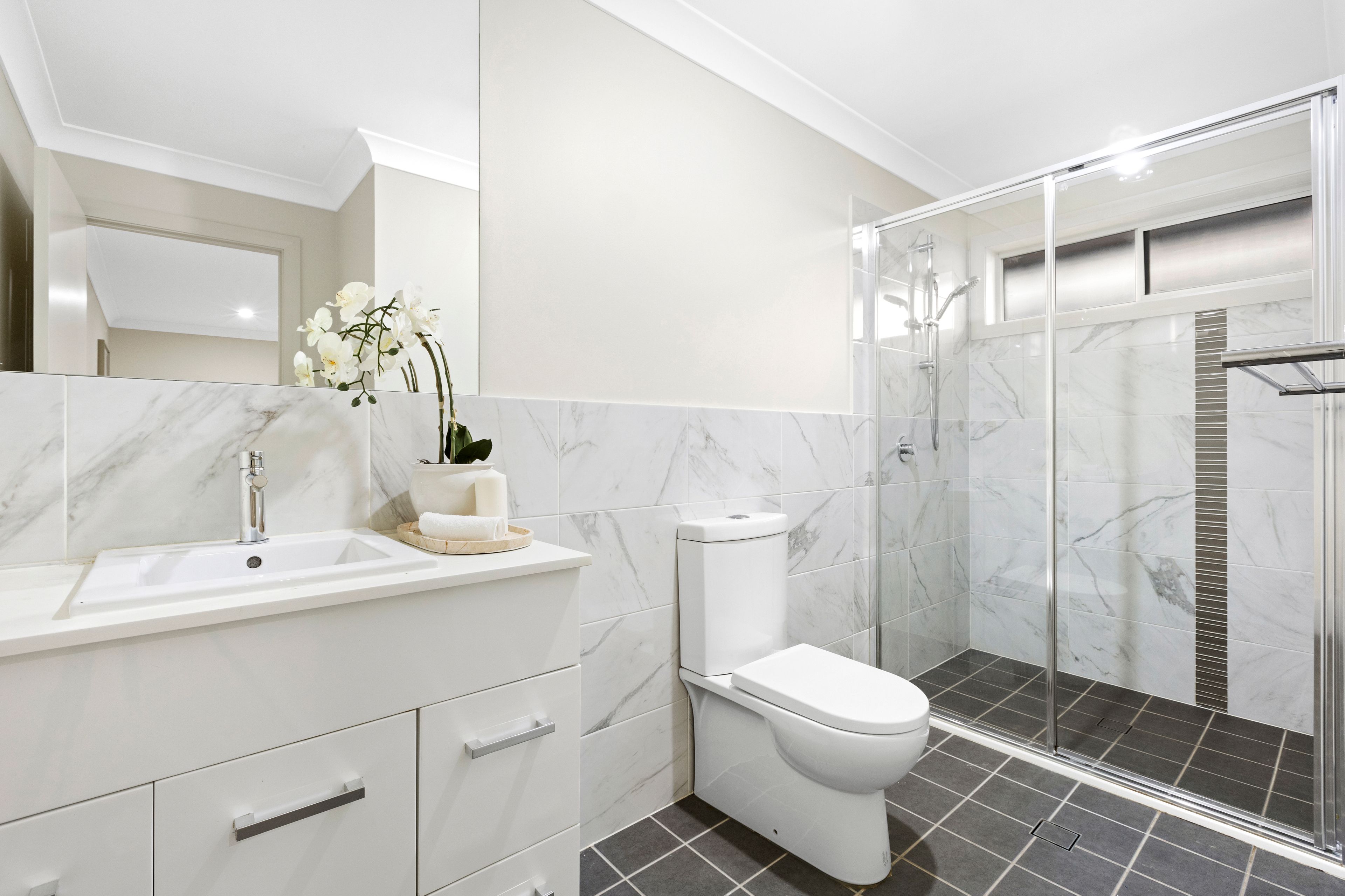 18 Jacqui Avenue — photo 13 of 15