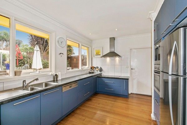 9 Hylton Crescent, Forest Hill, VIC 3131