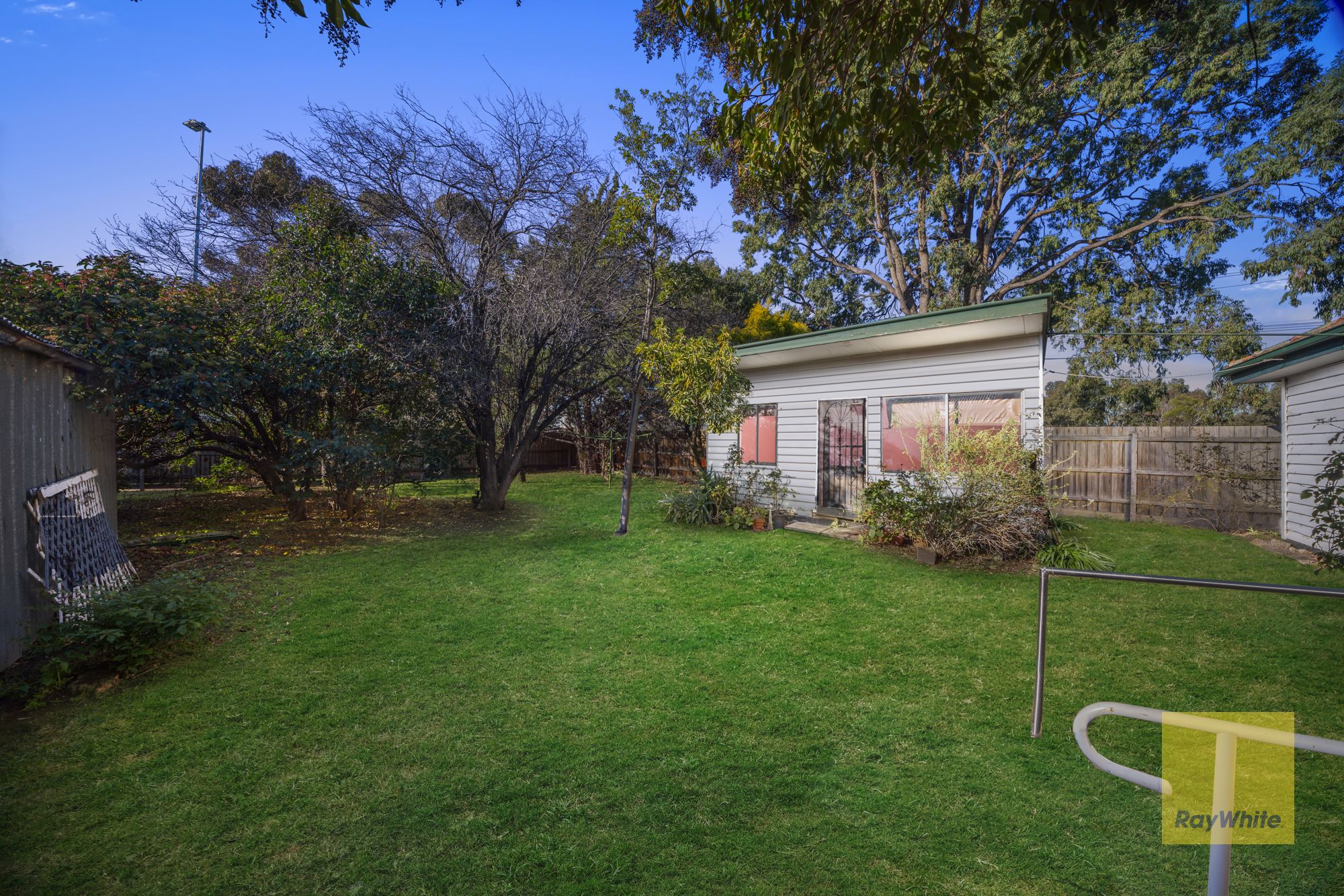 2 Irvine Street, Deer Park, VIC 3023